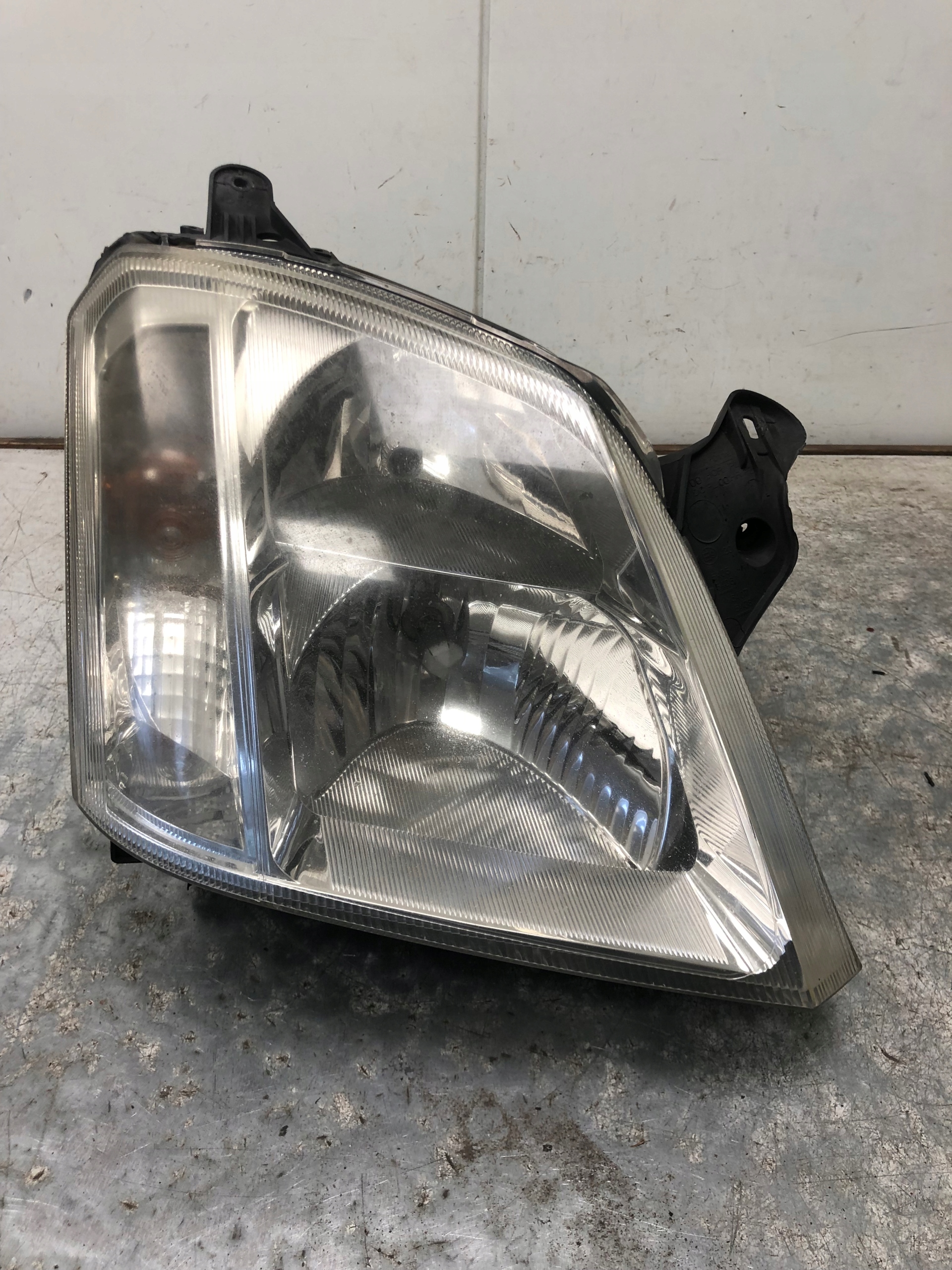 light right front OPEL MERIVA A 93321053