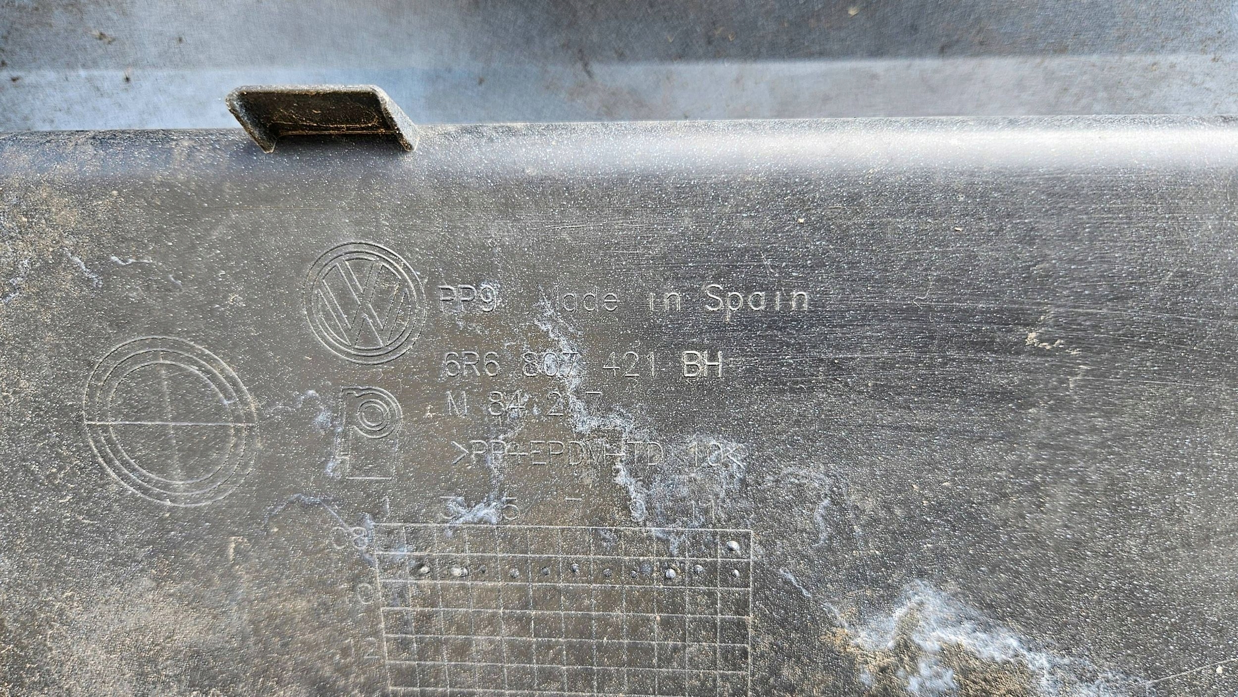 Volkswagen Polo V 5 6R6 bumper rear rear part