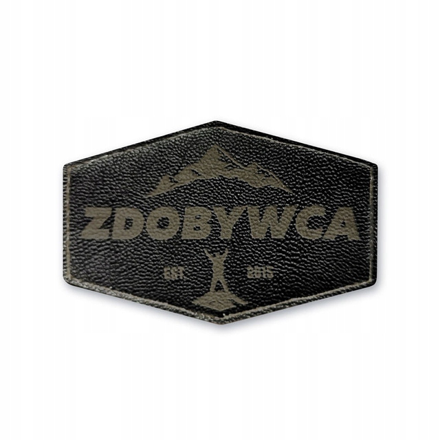 

Naszywka na rzep Zdobywca ekoskóra napis grawer