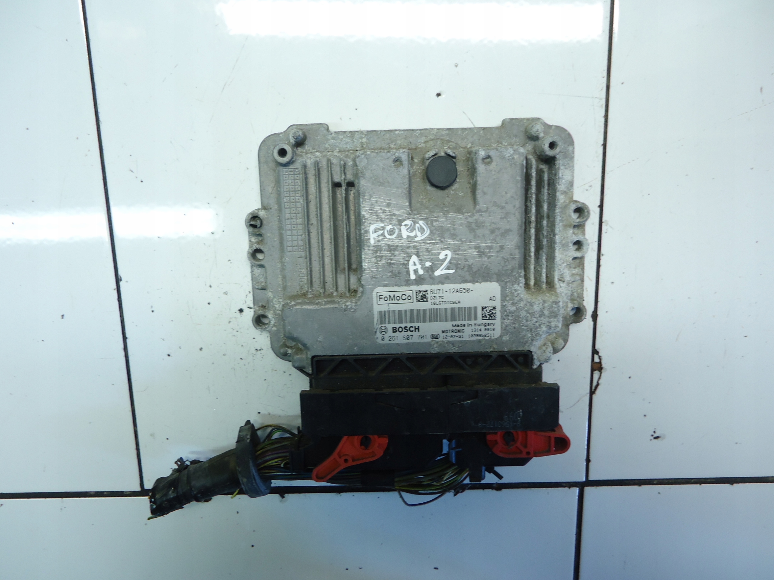 FORD FOCUS C-MAX MK2 MK3 C-MAX 1.6 computer 0261S07701 BU71-12A650-AD