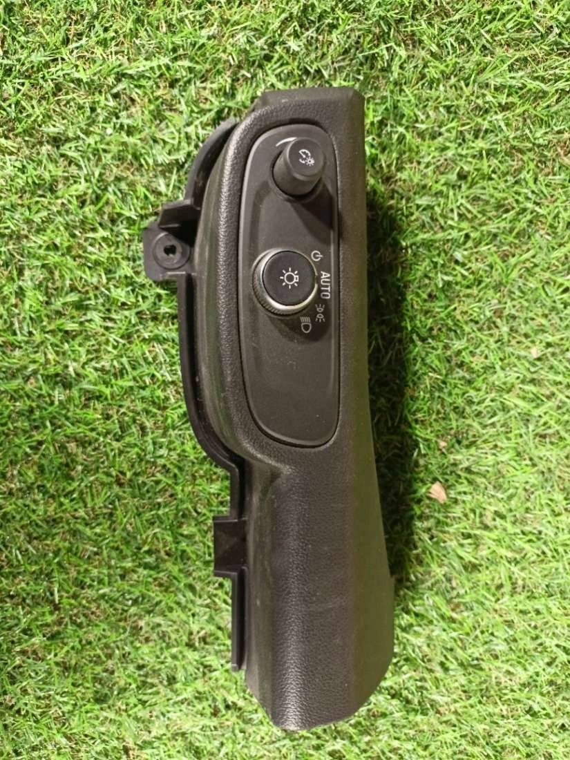 light switch Chevrolet TrailBlazer 3 2021 84292541