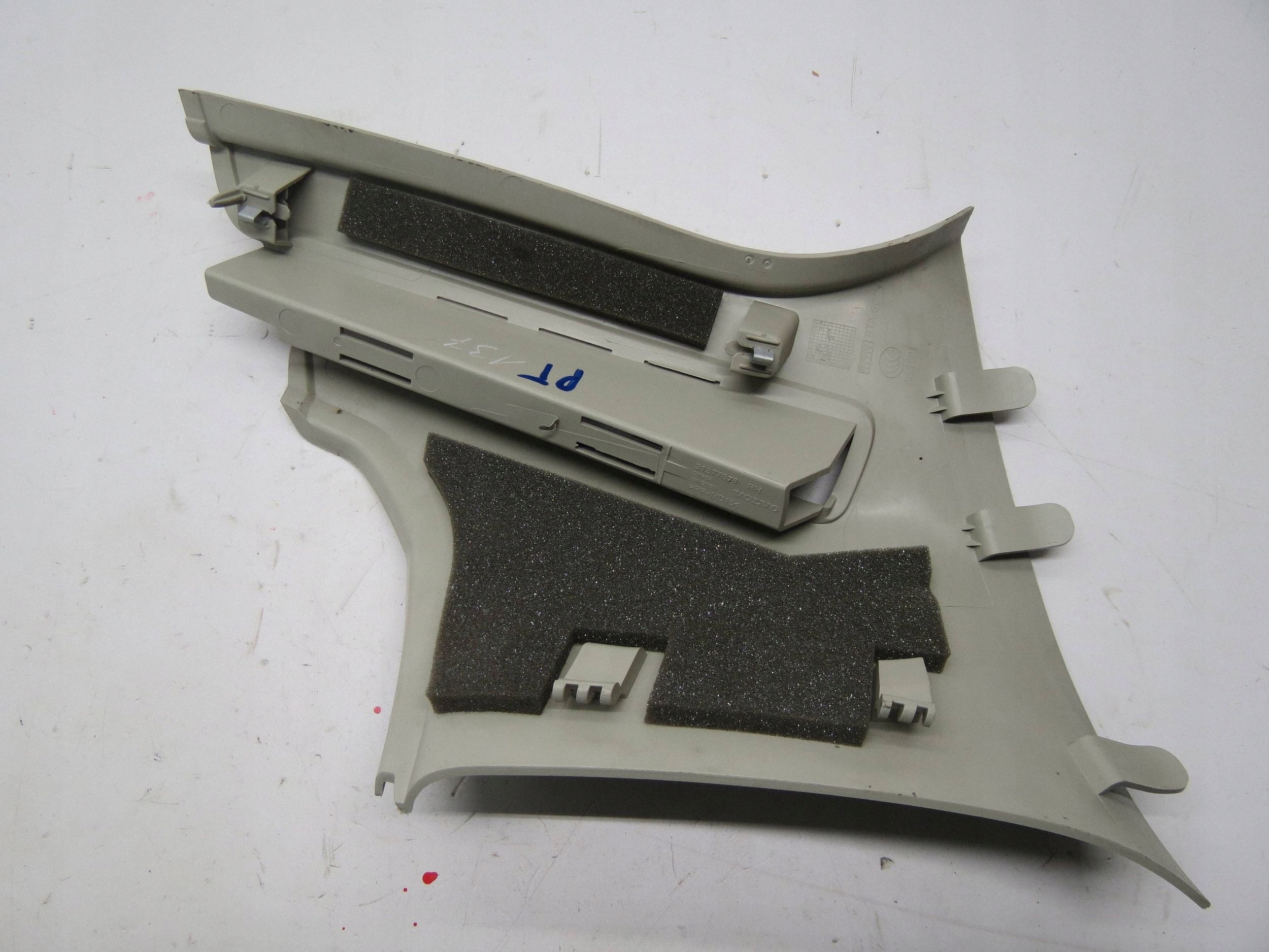 cover upper SLUPKA right D VOLVO S90 V90 31377678