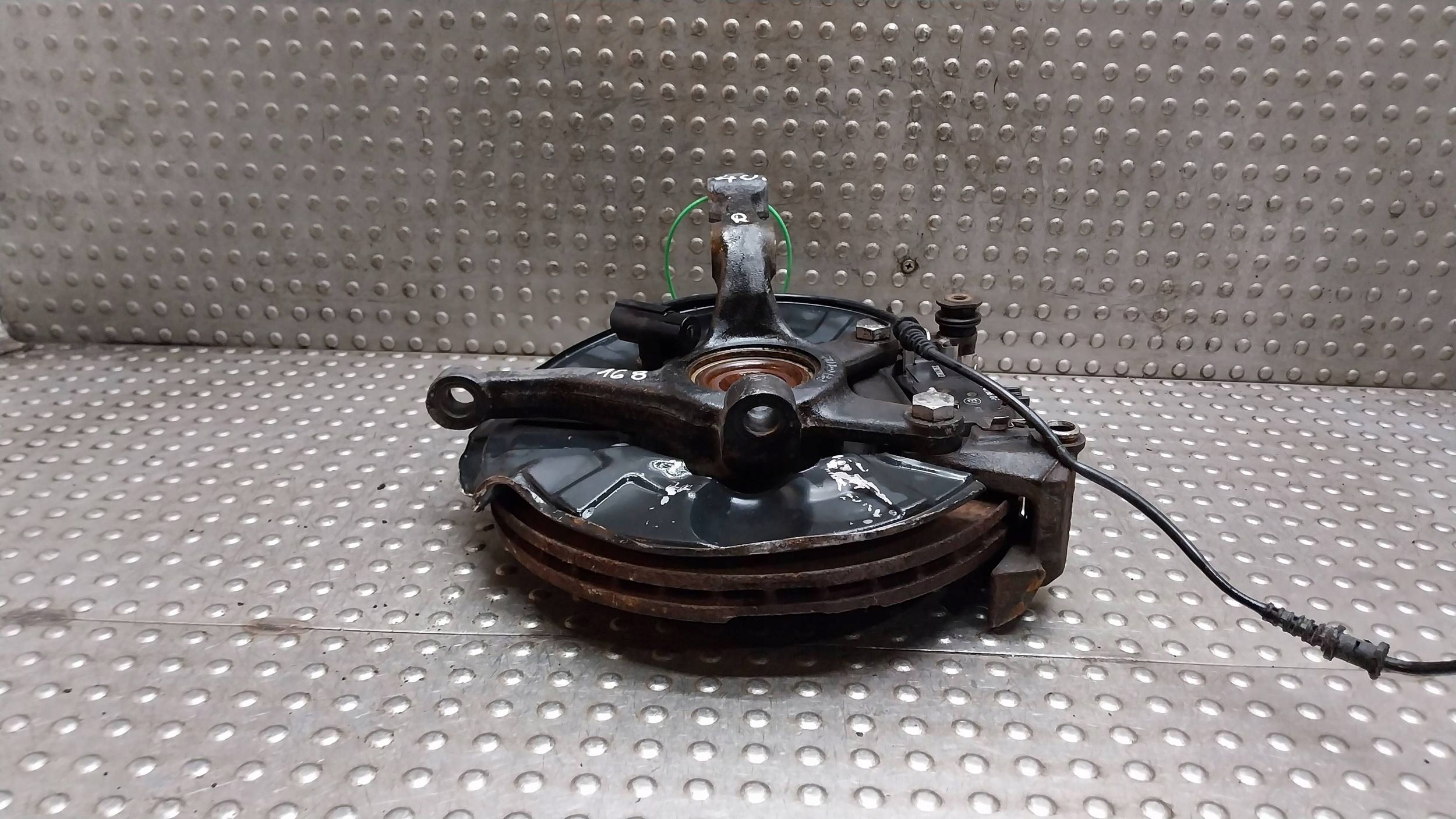 otoč čepu pravý předek 6813 MERCEDES A W168