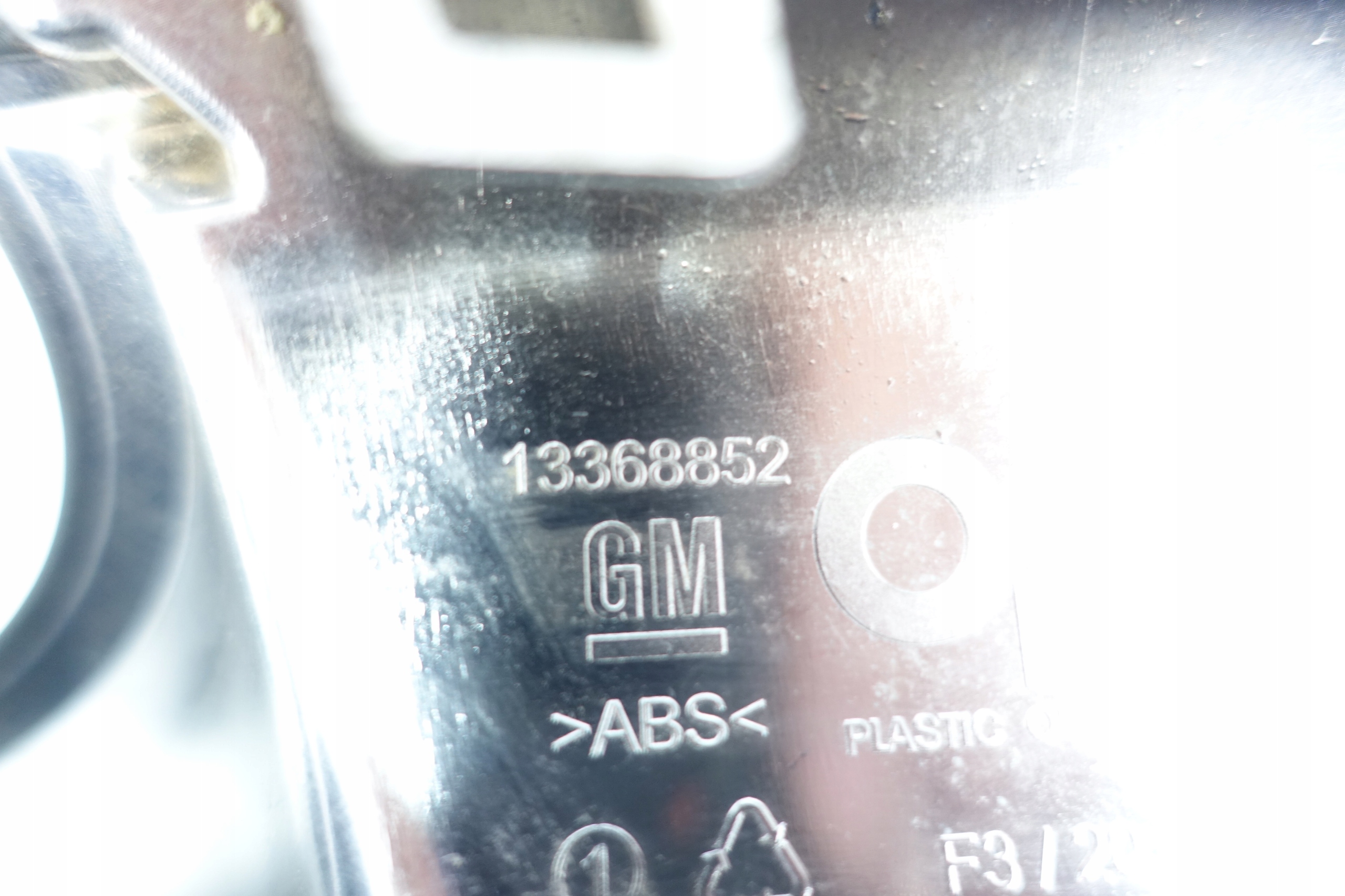 CHROM LISTWA GRILLA ATRAPY OPEL ASTRA IV J 2012 Version European