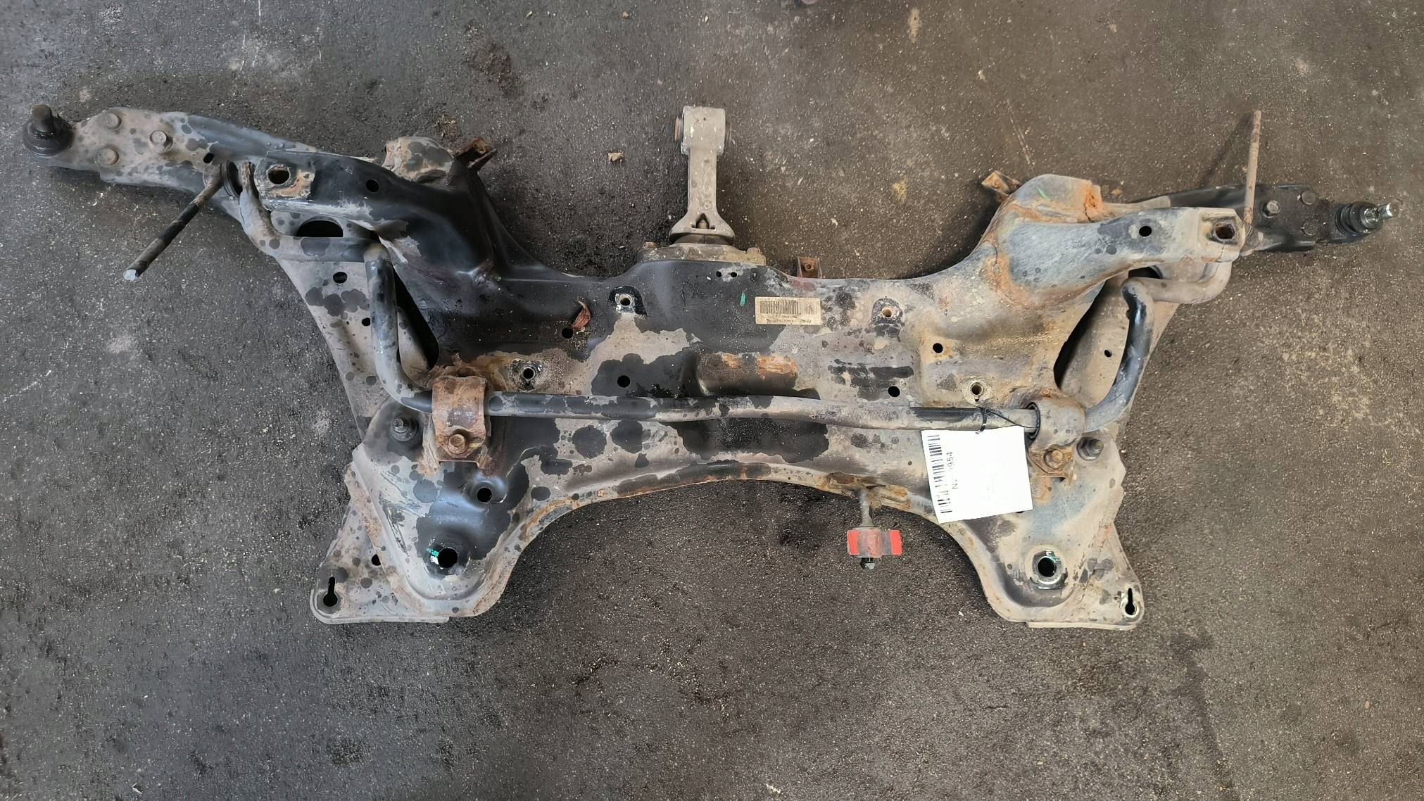 axle beam front 62401-A6400 1.6 CRDI KIA PRO CEED II
