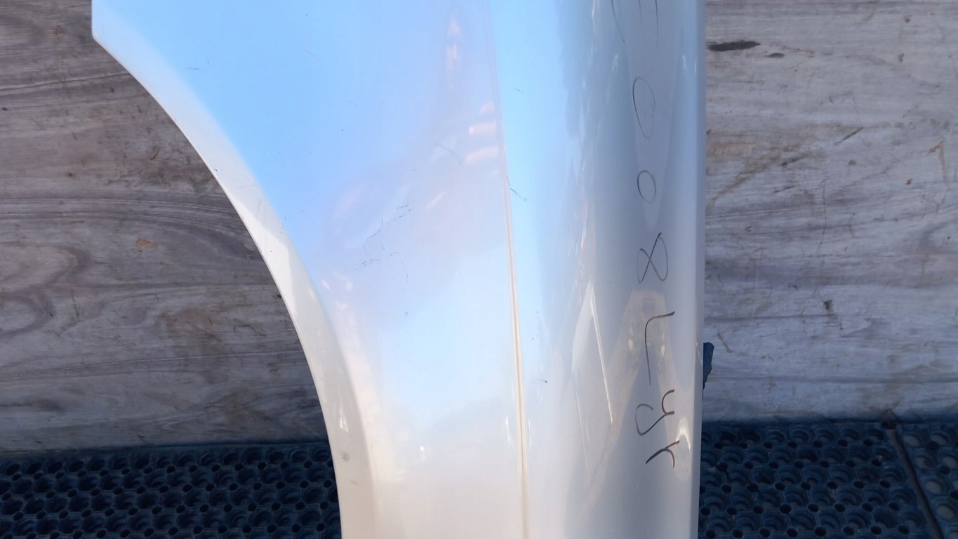 AUDI A6 C6 BŁOTNIK PRZÓD LEWY LY7W Producent części Inny