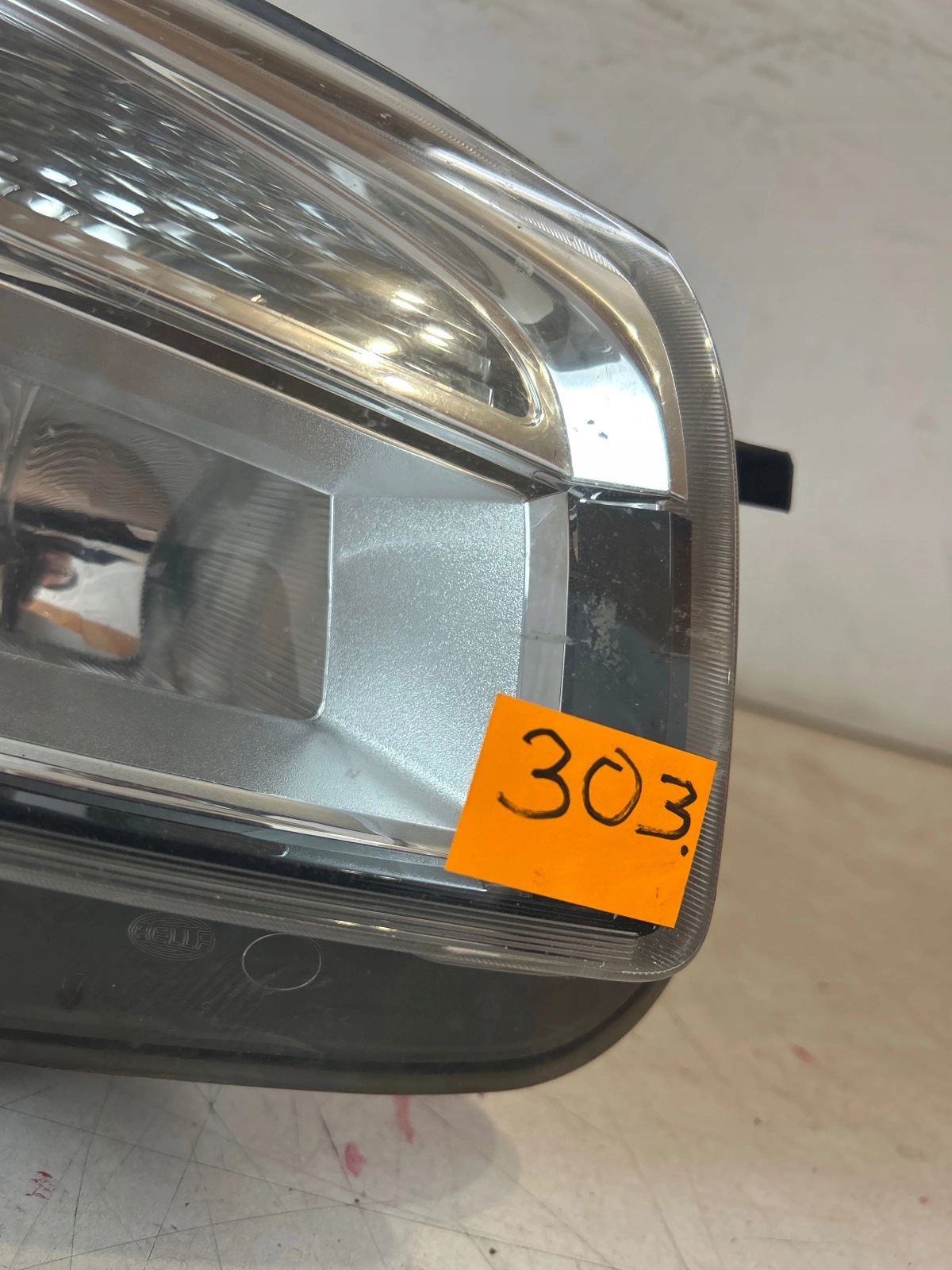 light front front right Nissan Qashqai J10 Lift UK Anglik
