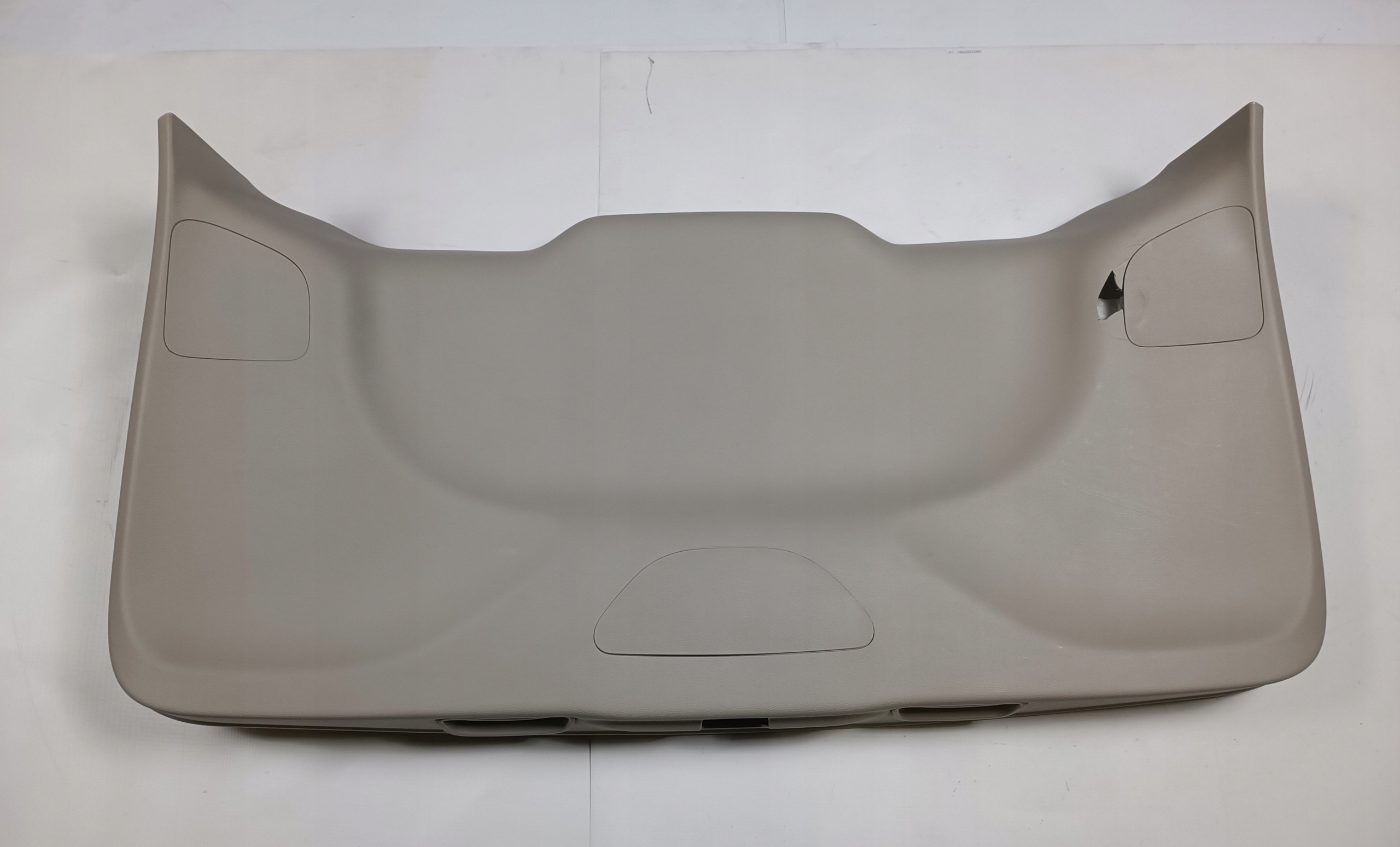 Бекон багажника Chrysler Pacifica 2016 -