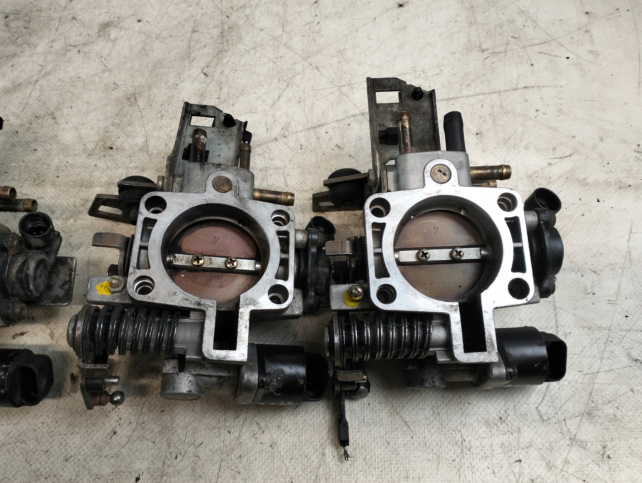 Valvola a farfalla Opel Vectra B 1.6 16V 90529710