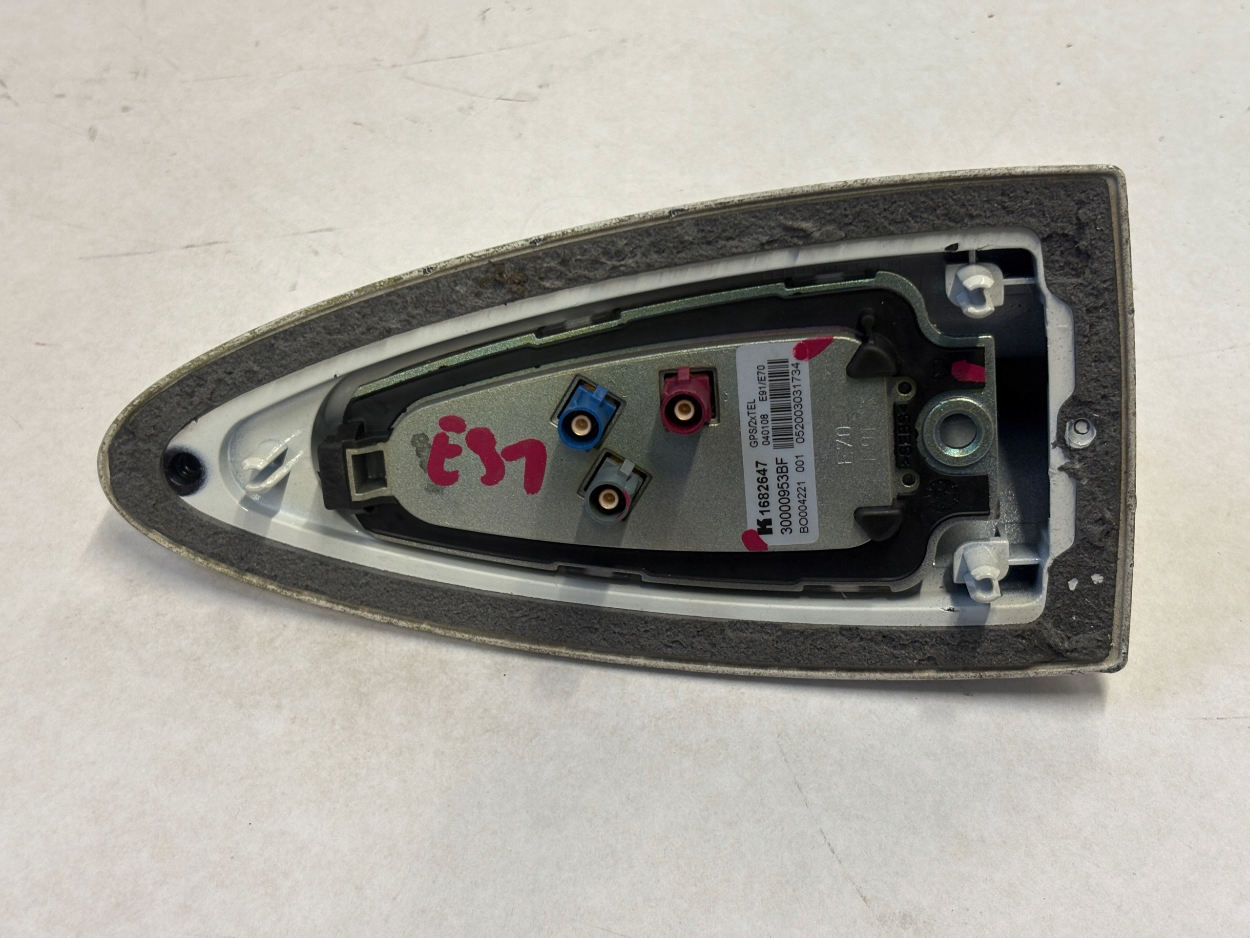 BMW E91 Antenne GPS 30000953BF