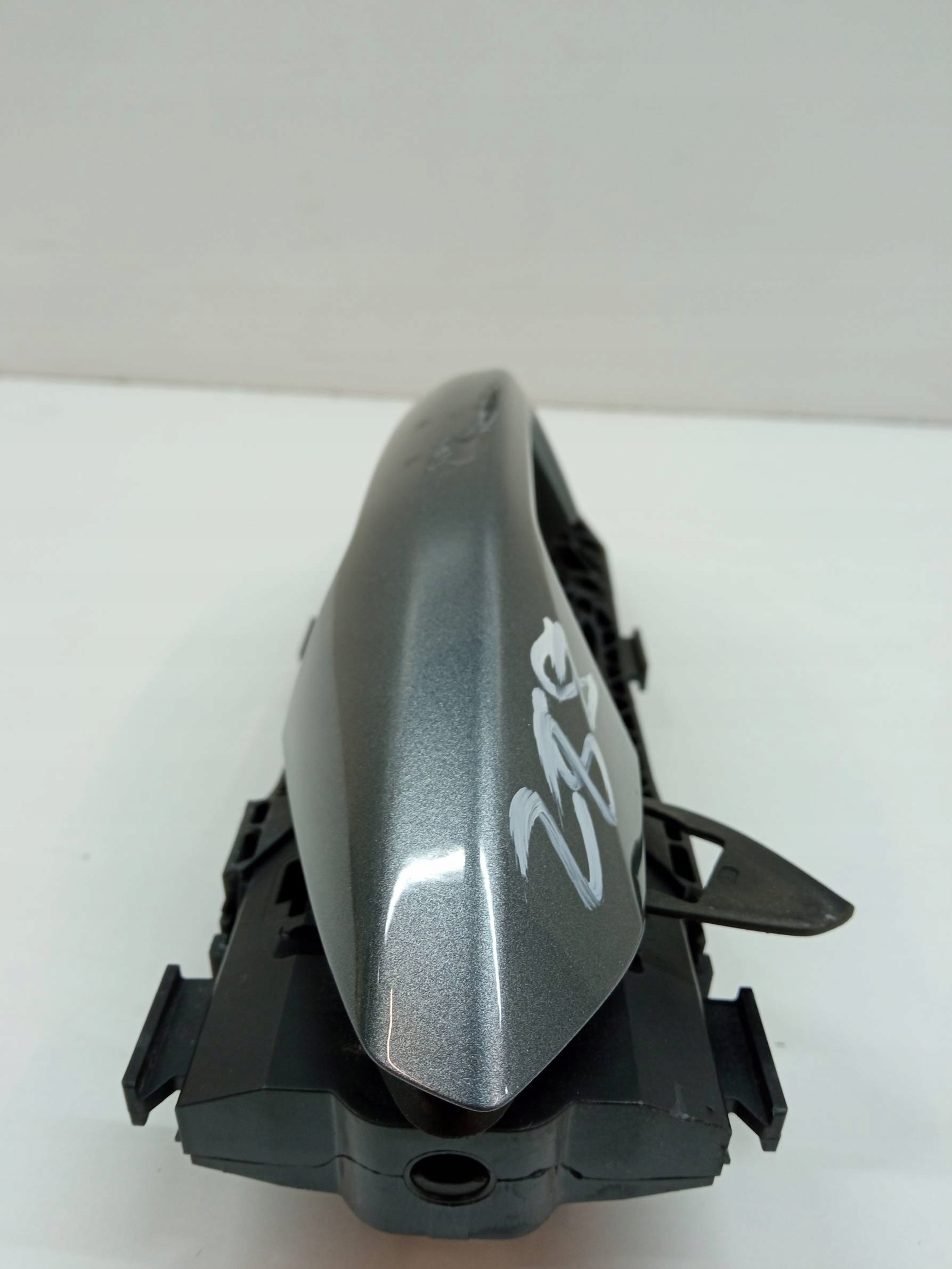 handle exterior left rear part KEYLESS 8V0839885 Skoda Octavia IV (2019- )