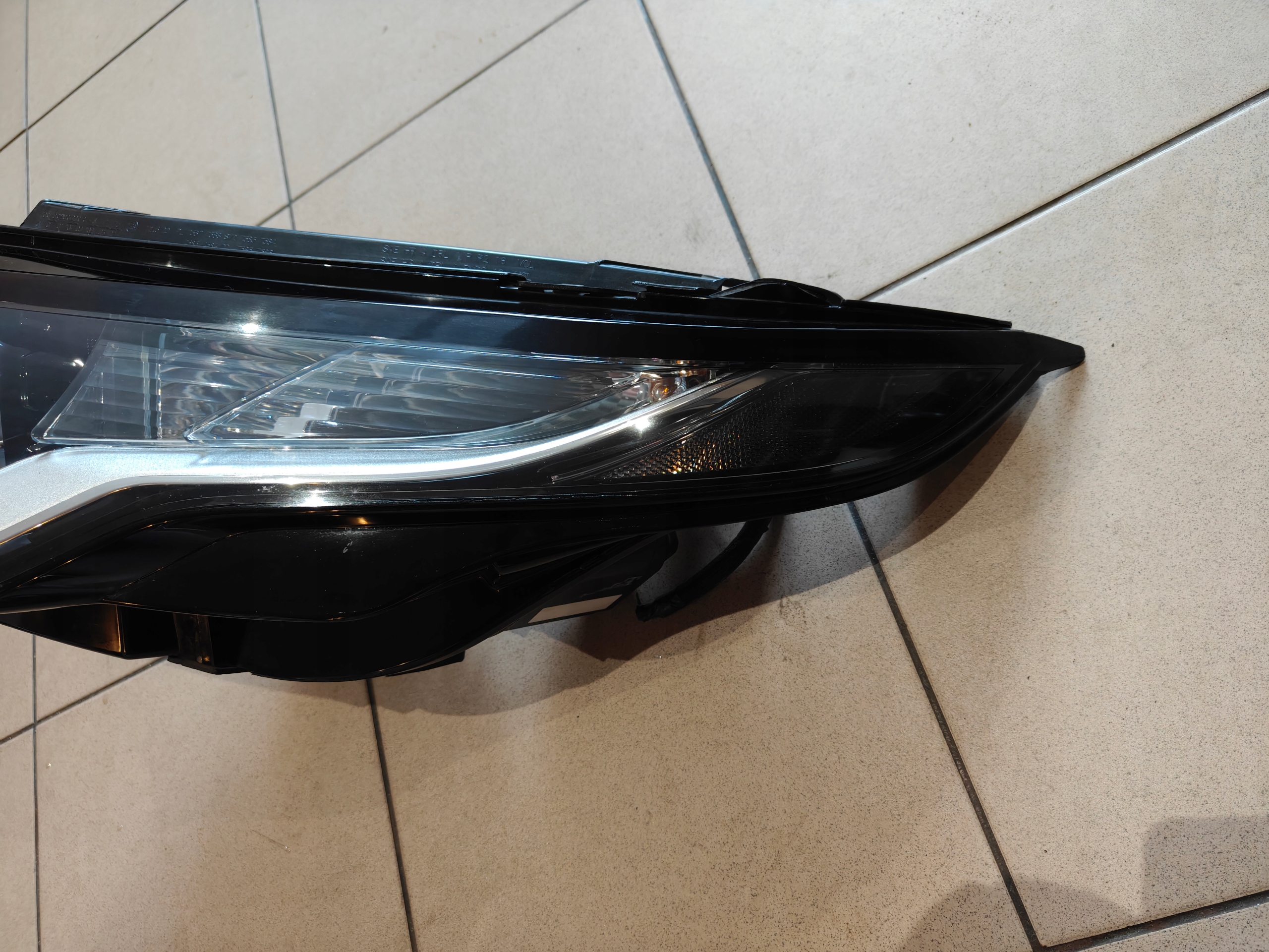 light left front left front LAND ROVER EVOQUE L538 LIFT GJ32 13W030 BA