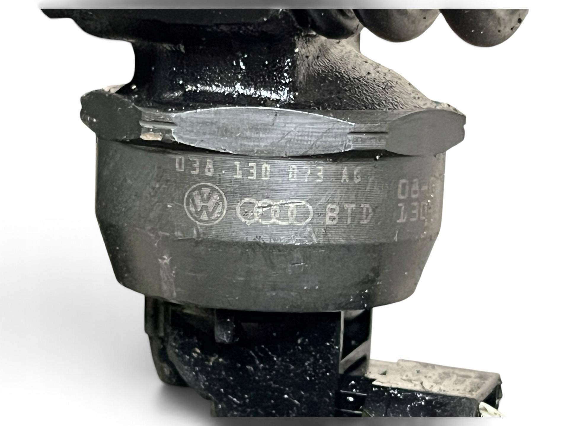 injector Skoda Roomster 2008 038130073AG