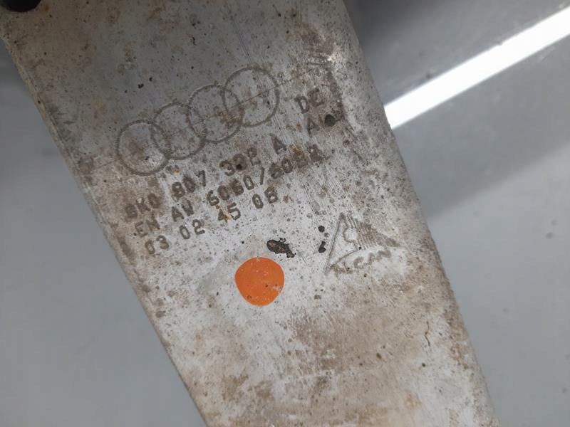 BELKA ZDERZAKA TYŁ AUDI A4 B8 AVANT 8K0807332A Jakość części (zgodnie z GVO) O - oryginał z logo producenta pojazdu (OE)