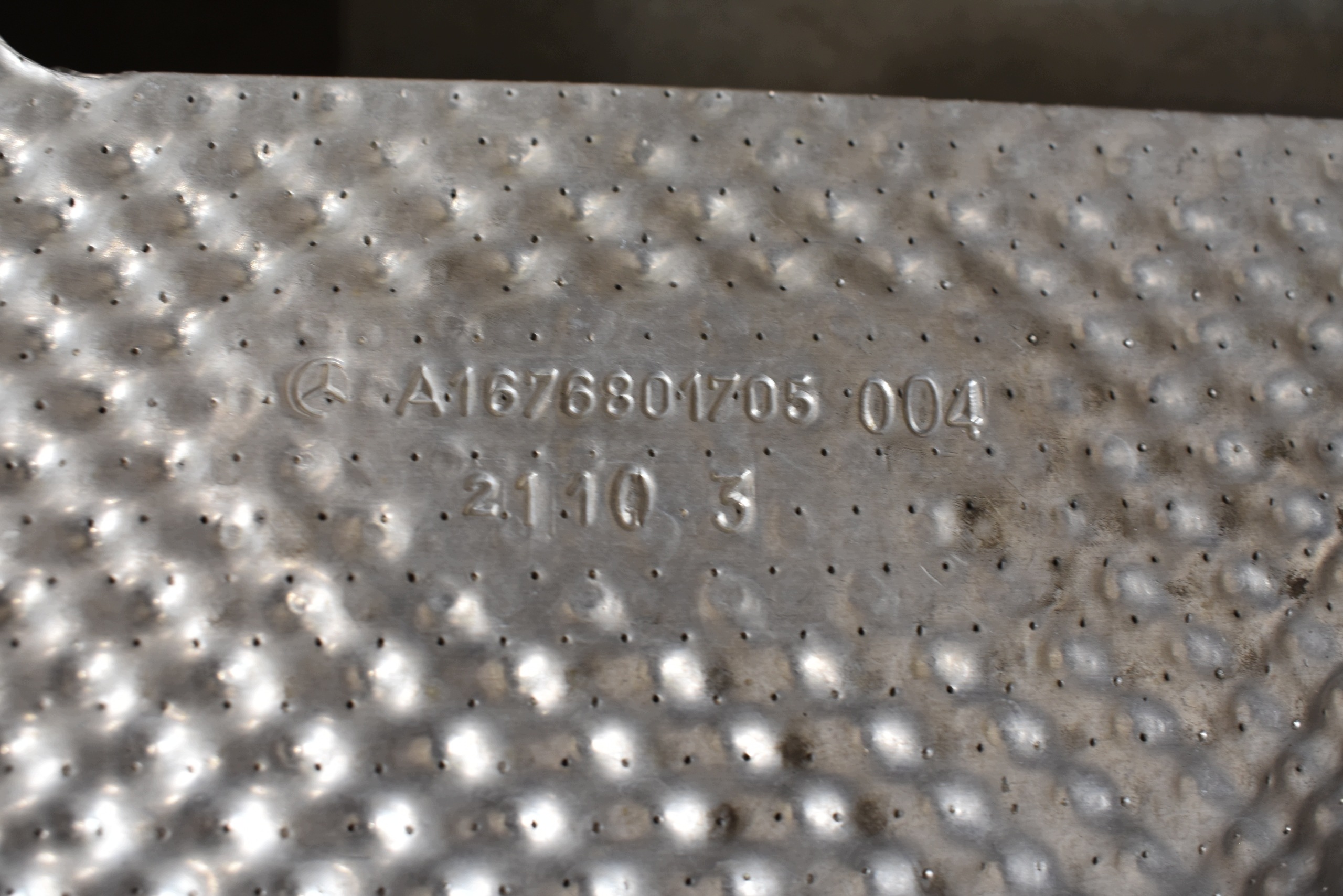 IDEALNA Blende Abdeckung TERMICZNA MERCEDES X167 GLS 1