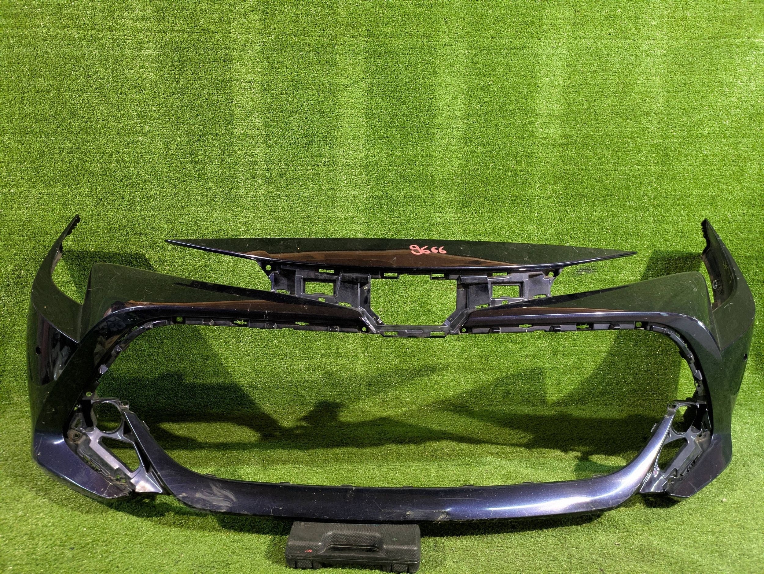 front bumper front TOYOTA COROLLA E21 HB KOMBI NR.Z9666
