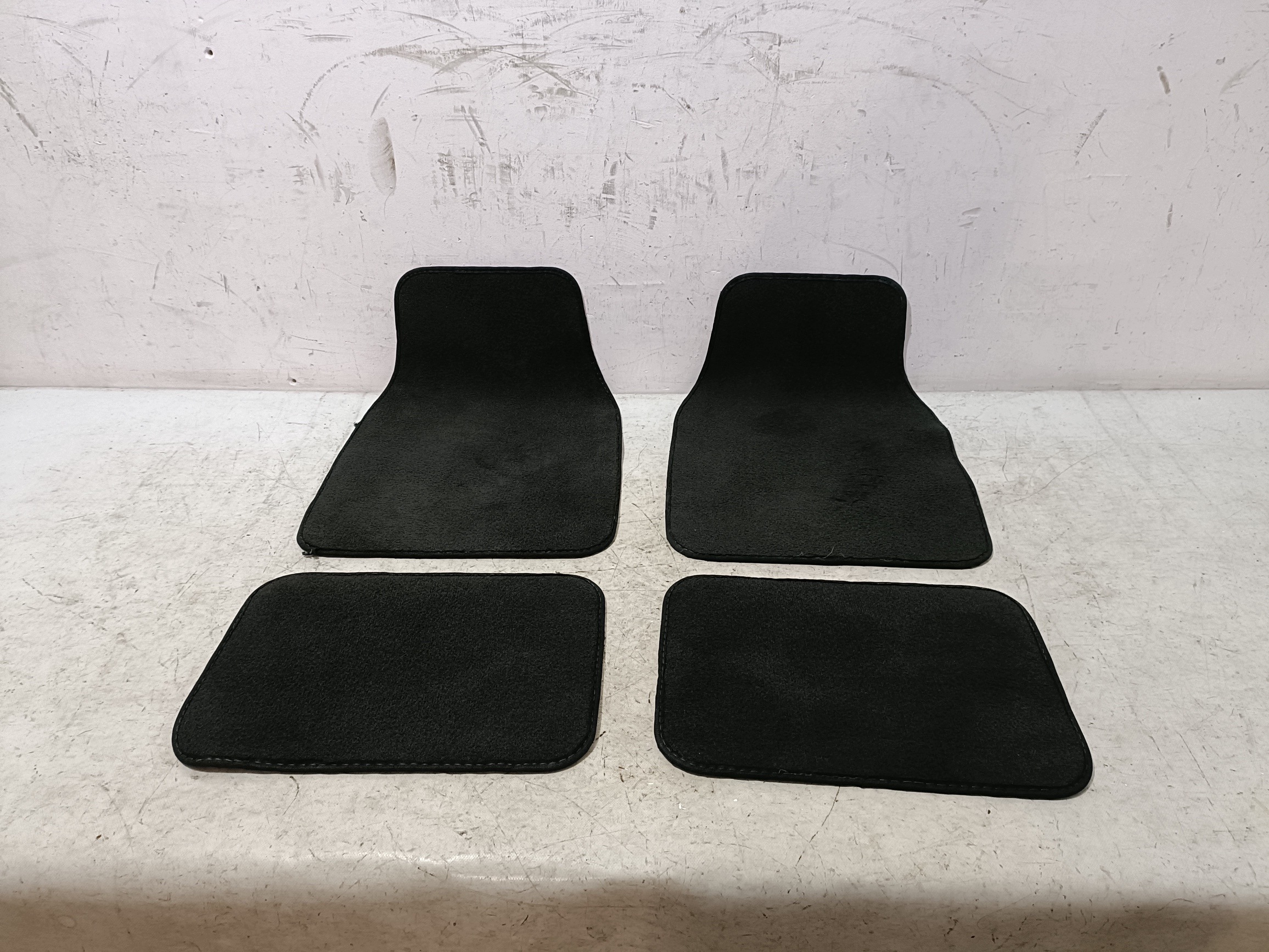 DODGE CHARGER 2019- mats UNIWERSALNE KOMPLET