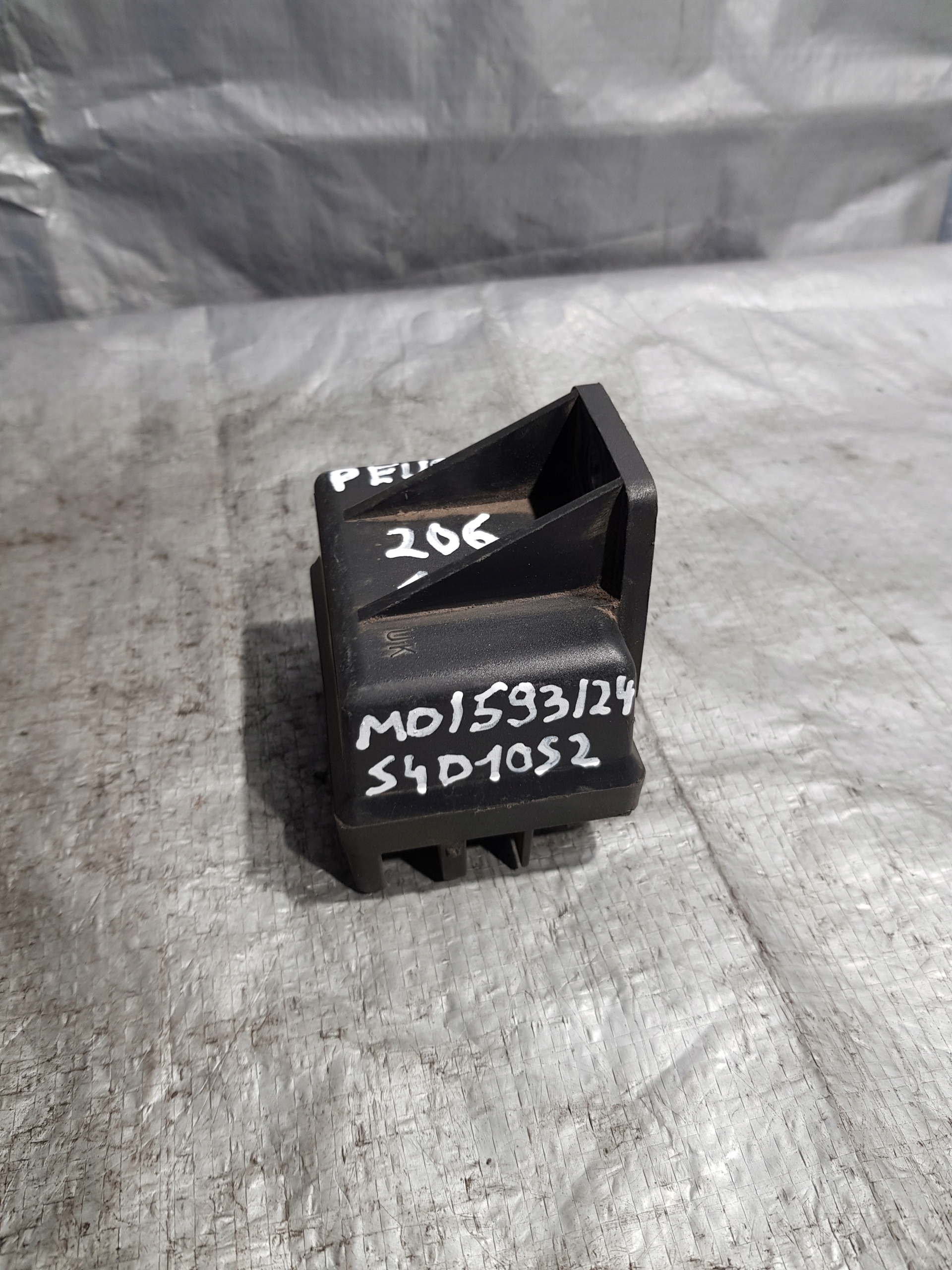 relay plugs ZAROWYCH PEUGEOT 206 1.9D