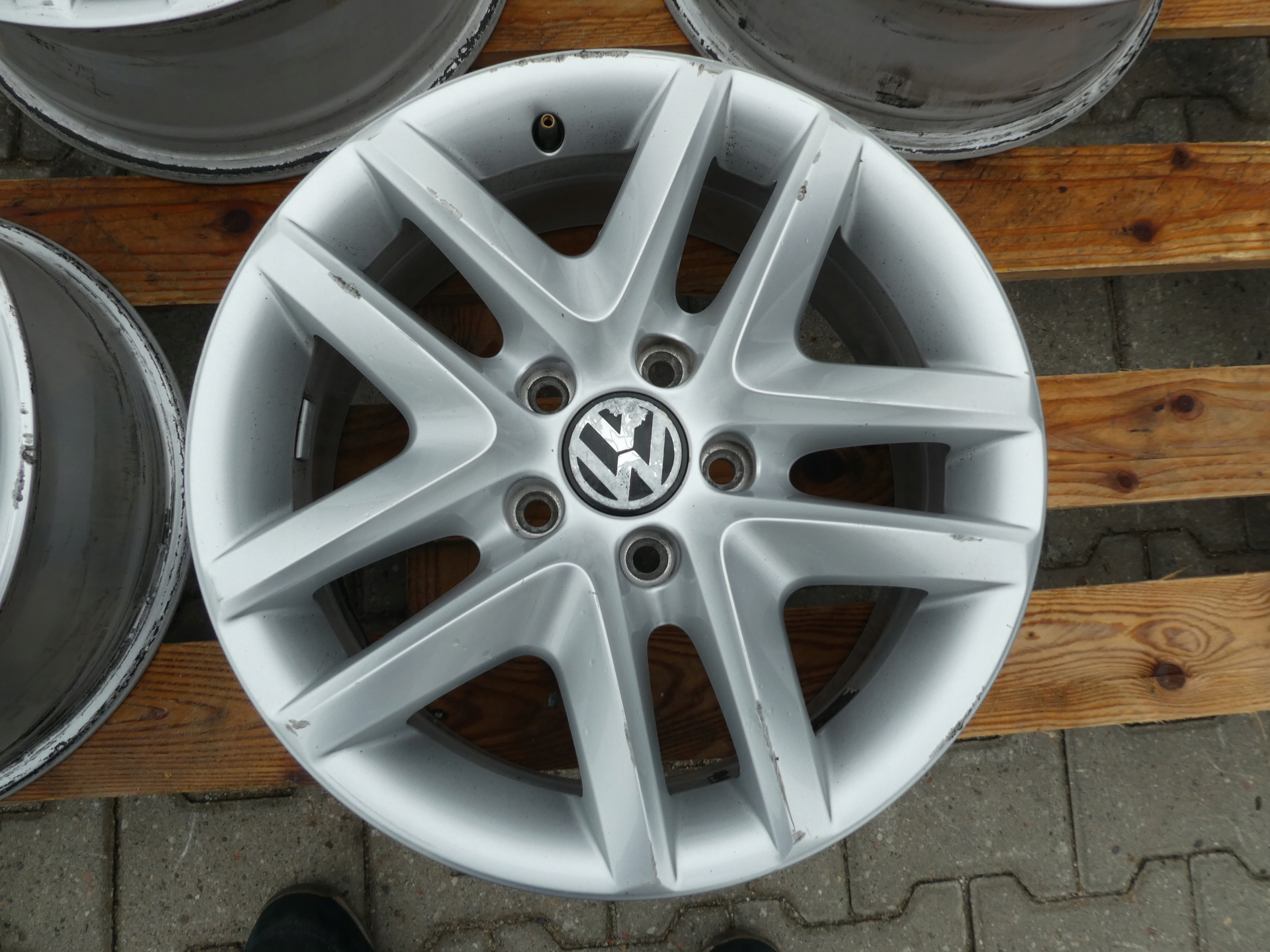 4X discs aluminium disc 5N0601025 VW 5X112