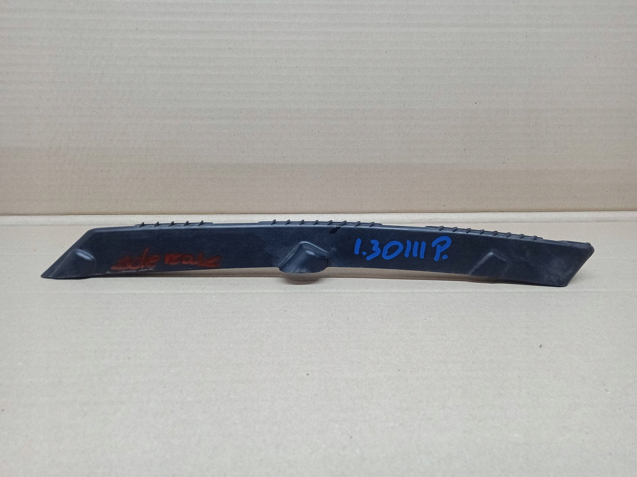 Support Support plaque Pare choc Droite Avant HYUNDAI I30 III 2017