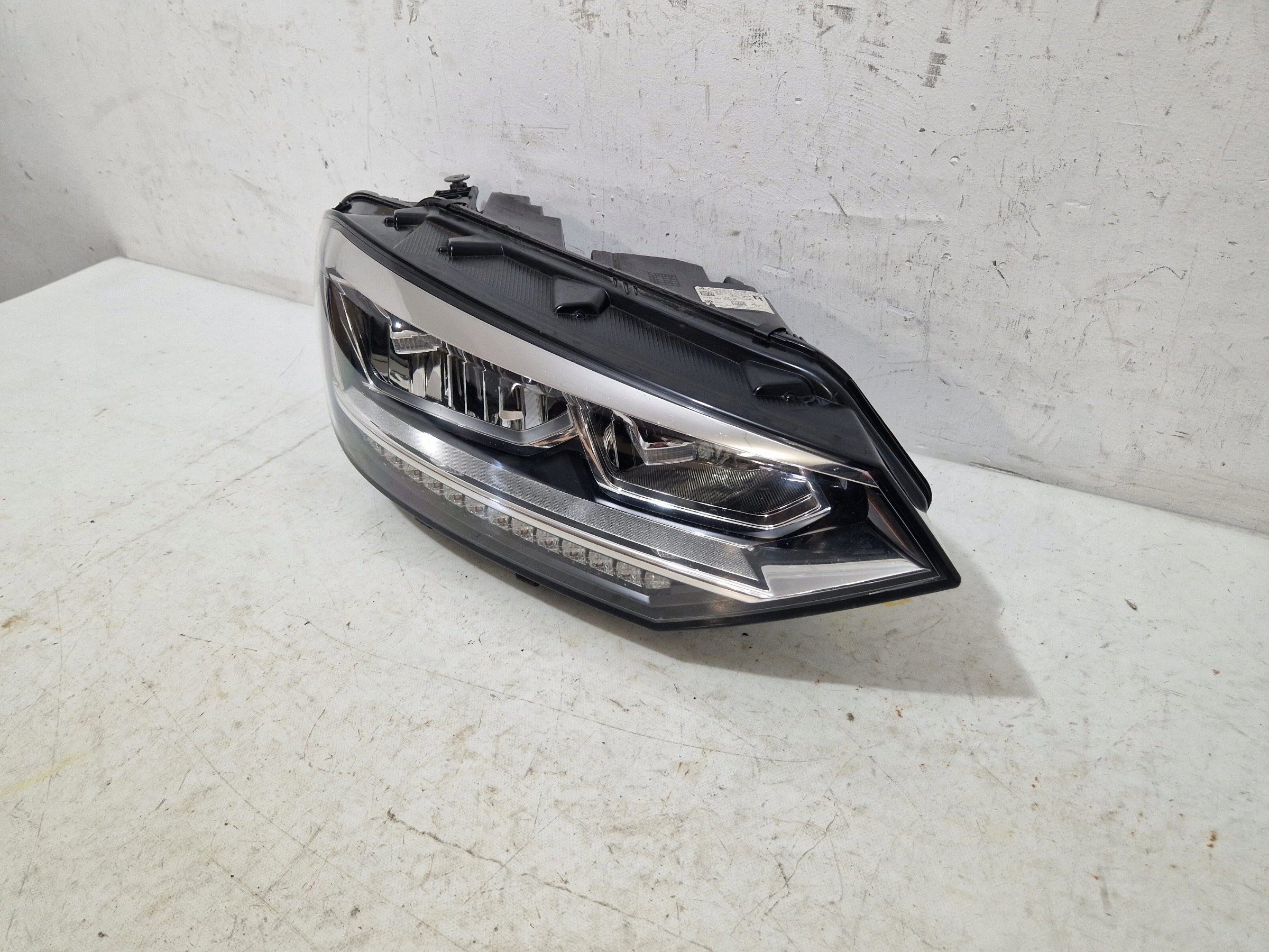 * VW TOURAN III 5TB light REFLEKTOR FULL LED right EUROPA 5TB941036B