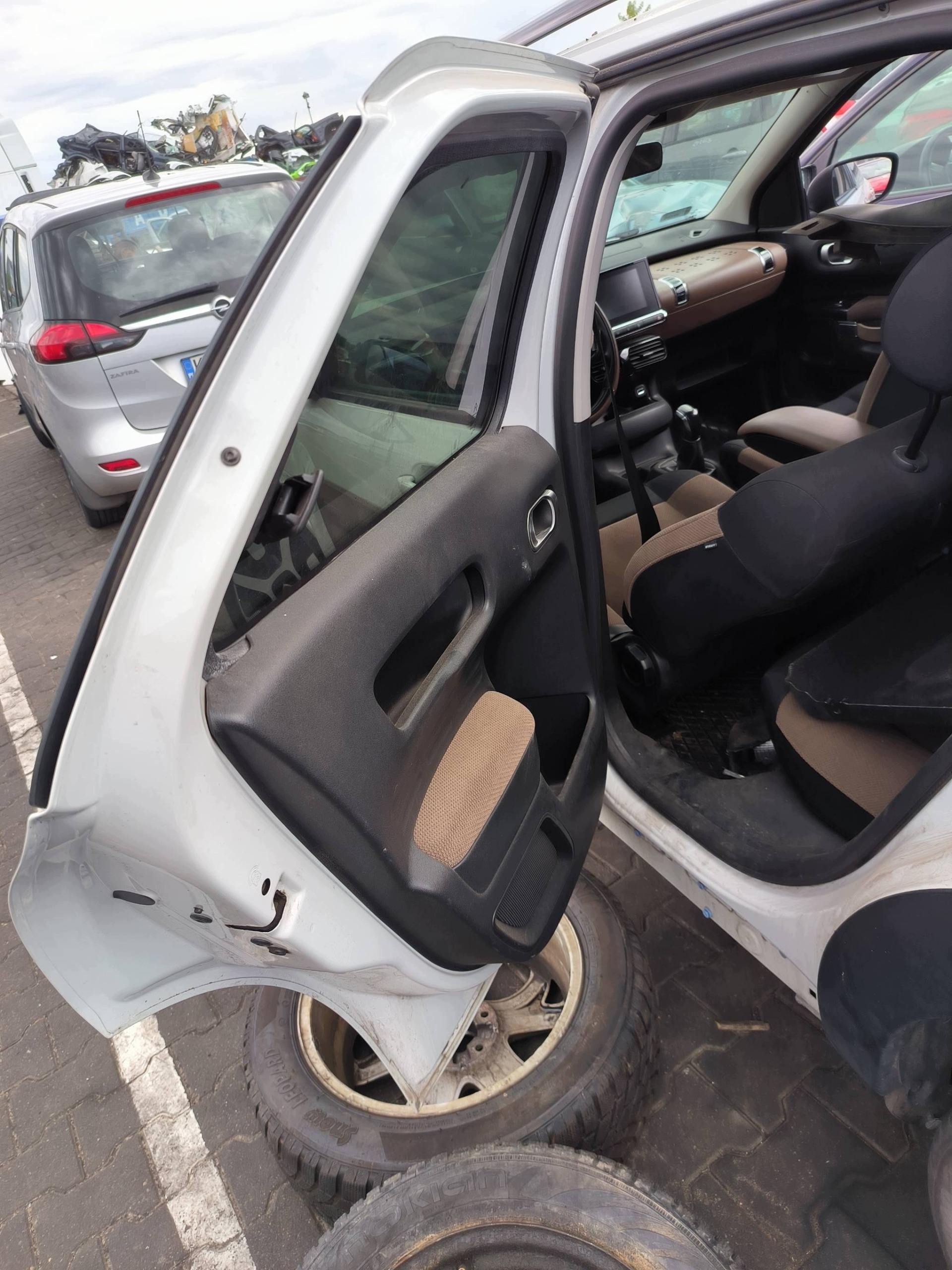 Tür links heck EFC CITROEN C4 CACTUS