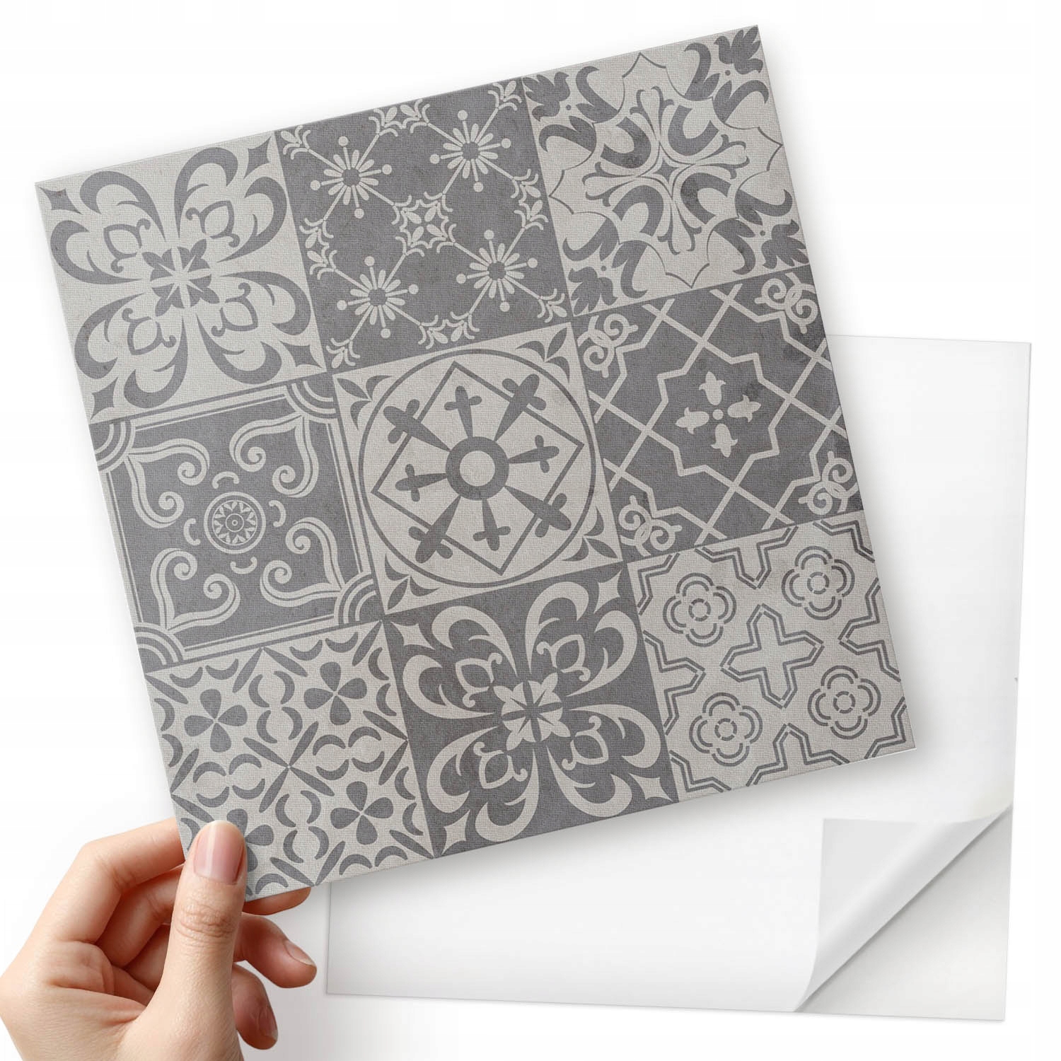 Sada samolepících dlaždic Uspořádání tří dlaždic na tři 20x20x20 cm