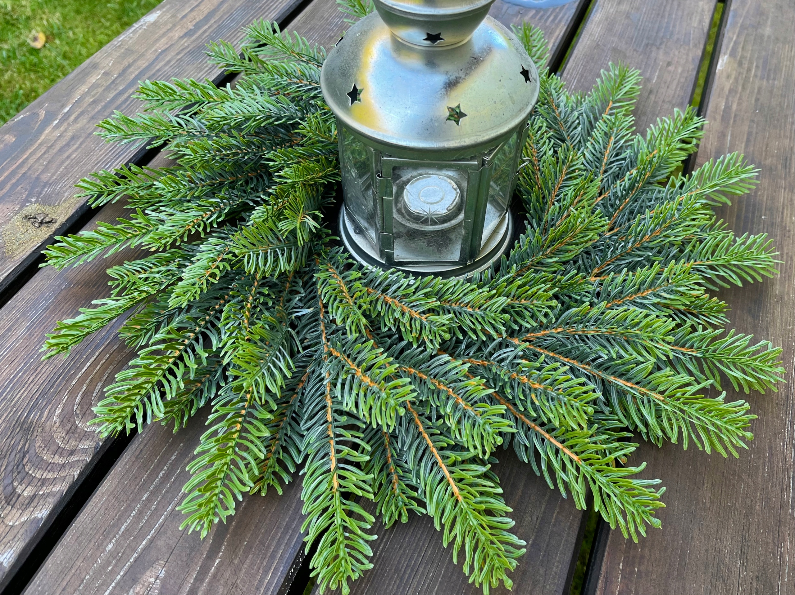 Karácsonyfa koszorú fenyő dekoratív gallyak 100% PE Termék tömege egységcsomagolással együtt 1 kg