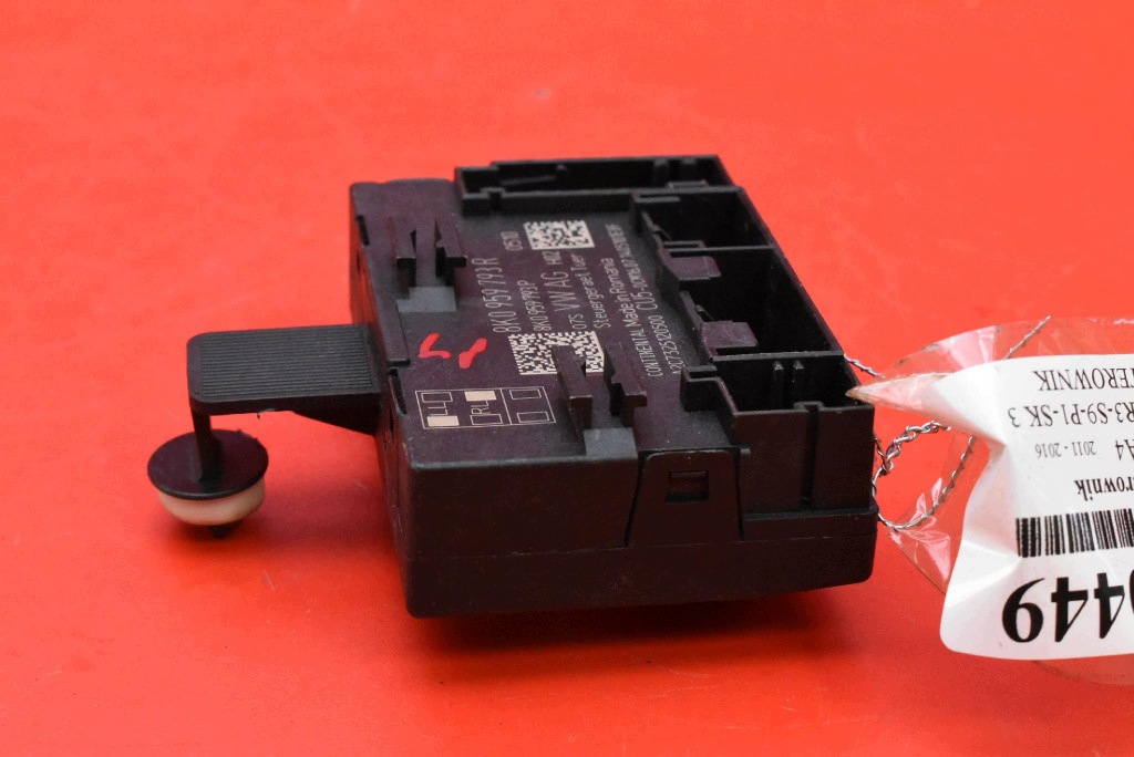 control unit module door left front 8K0959793R AUDI A4 B8 KOMBI LIFT 11-16