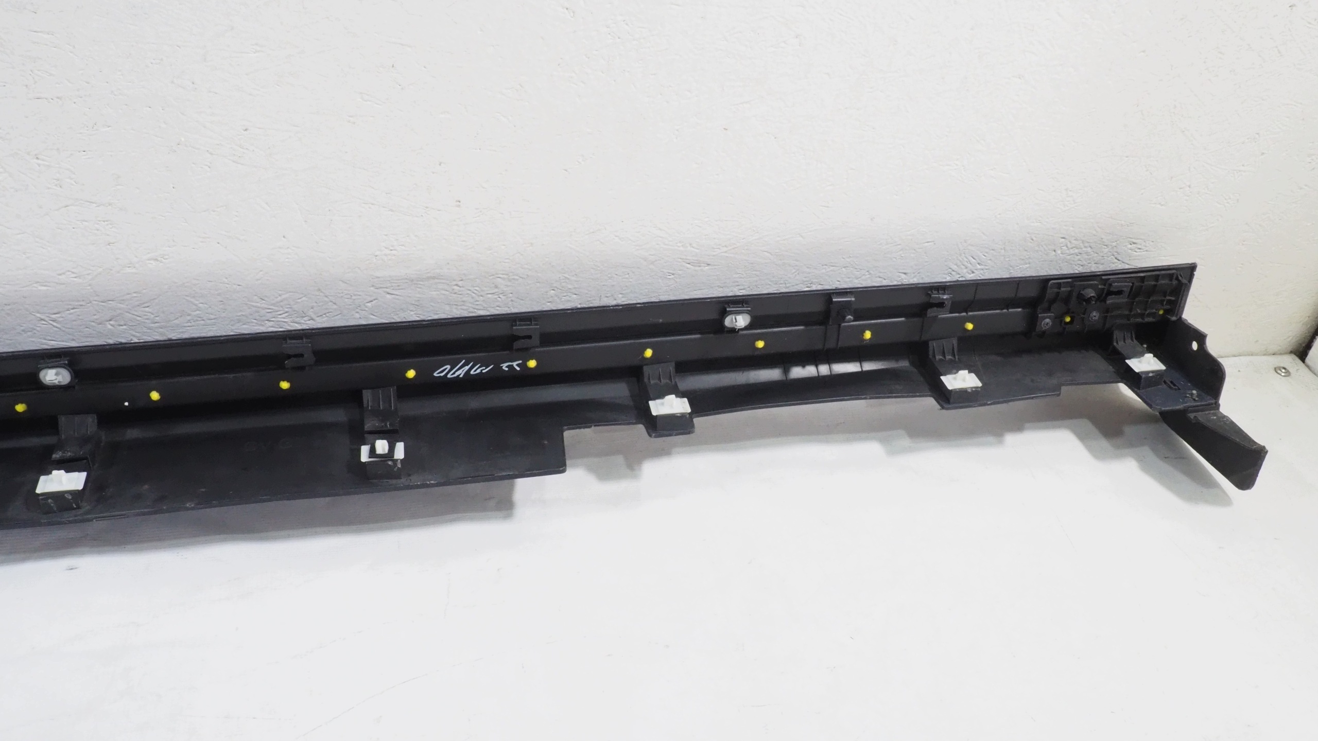 Kia EV6 GT Line moulding threshold right 87754-CVDB0