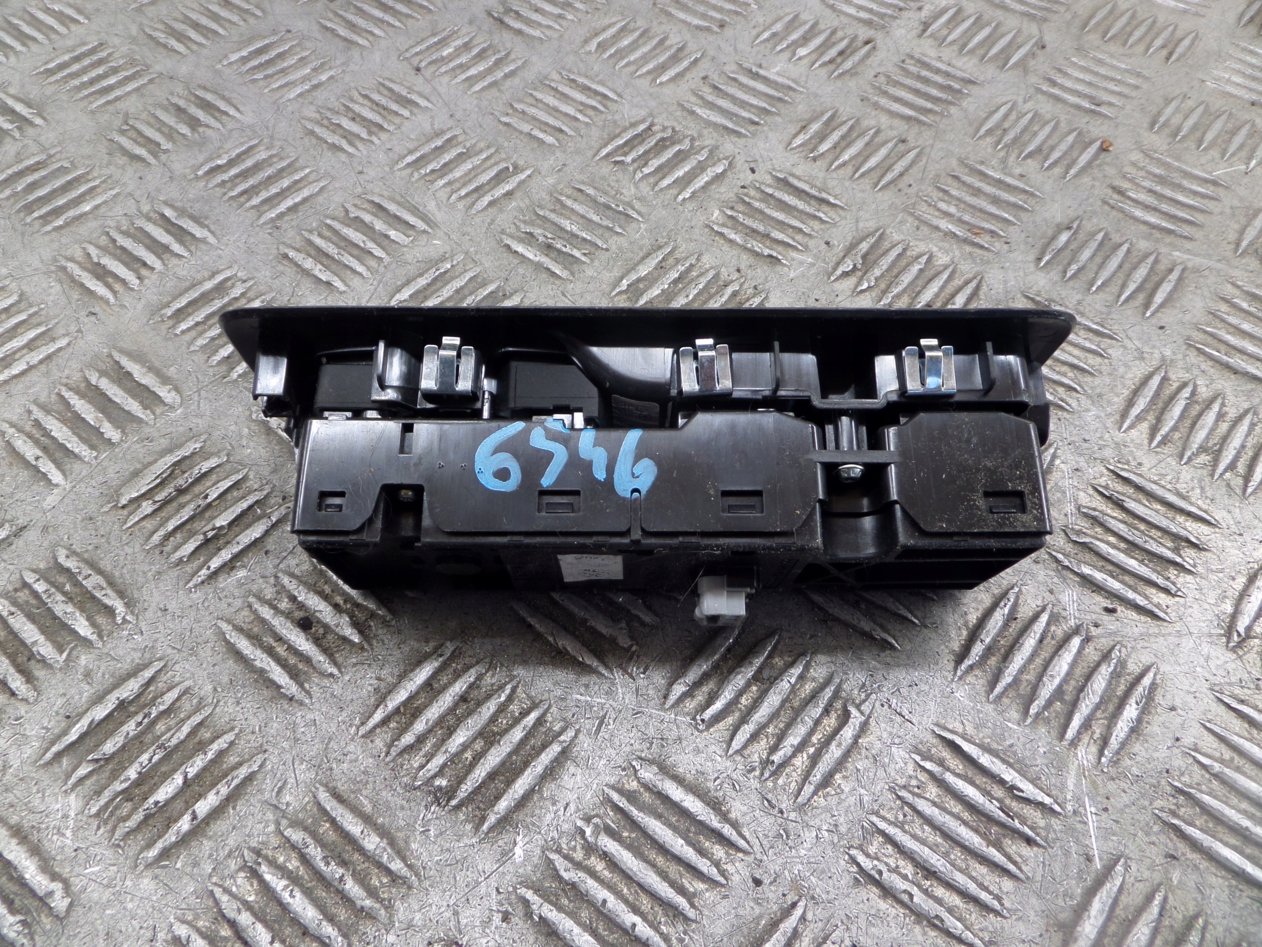window control switch left Ford Custom mk2 24r PZ3T-14540-BAW