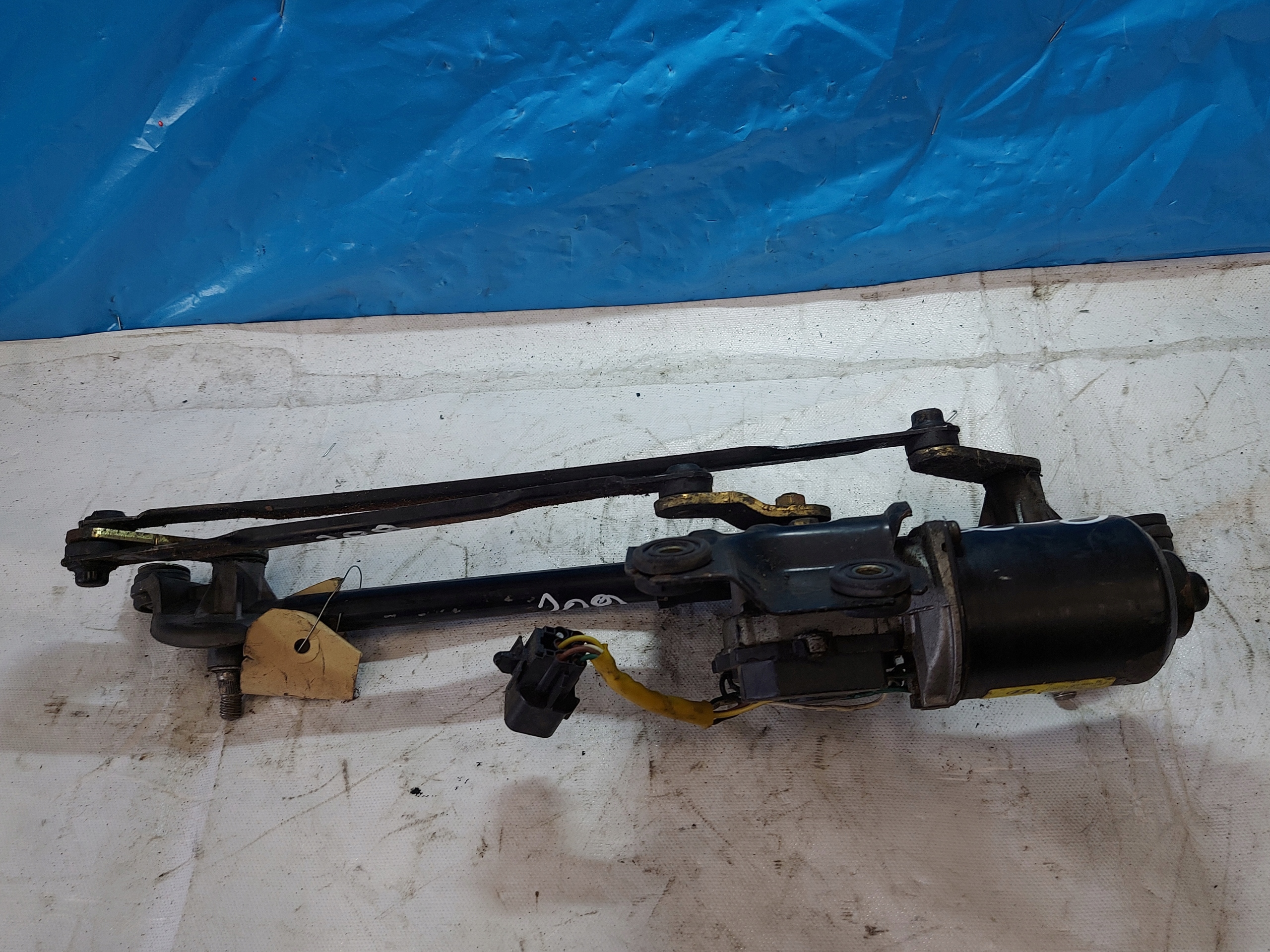 wiper mechanism HYUNDAI GETZ 981001C100 front