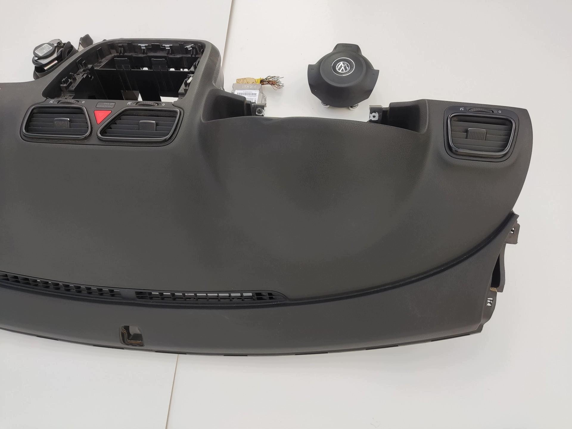 dashboard console airbag airbag tension belts SENSOR VOLKSWAGEN SCIROCCO 2008-2014