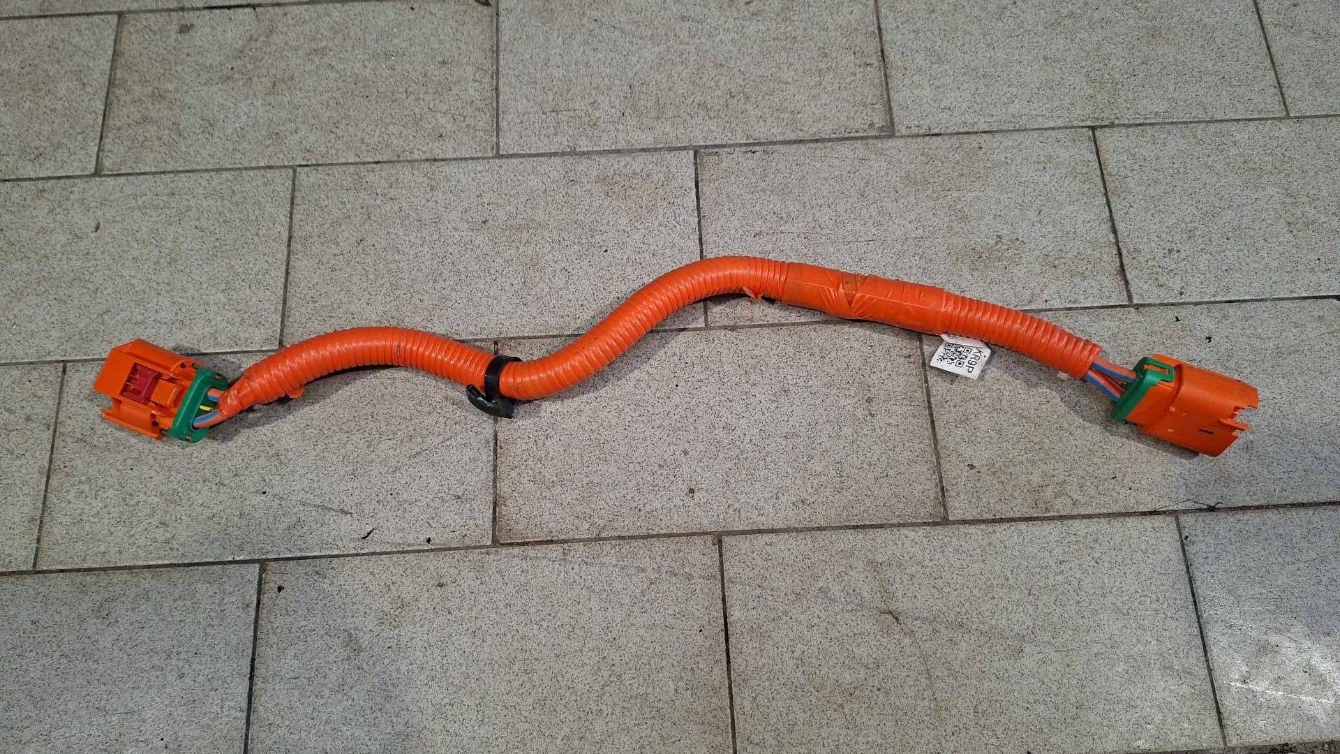 prijenos visokog napona Mazda CX-60 KR9P67W0