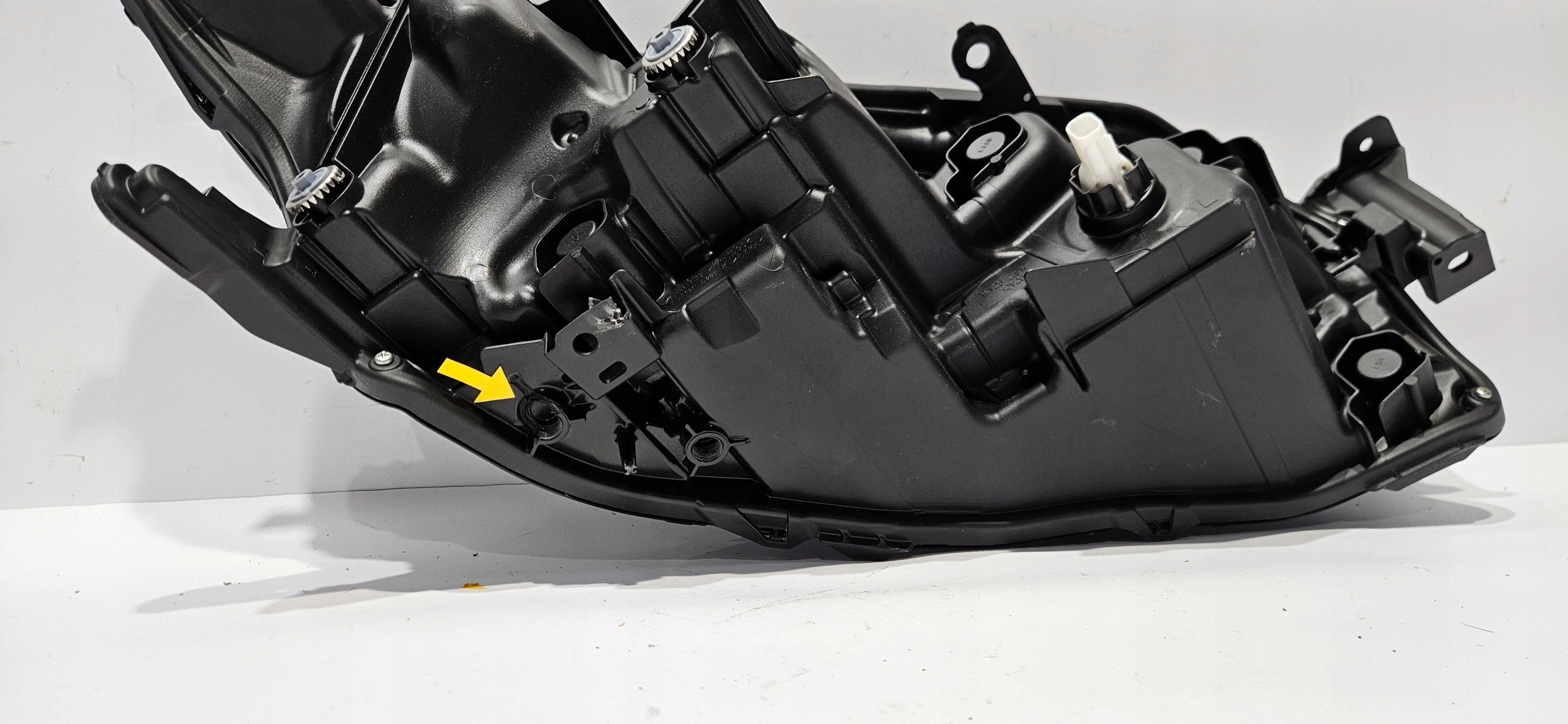 light left front FULL LED TOYOTA CAMRY IX 24- original
