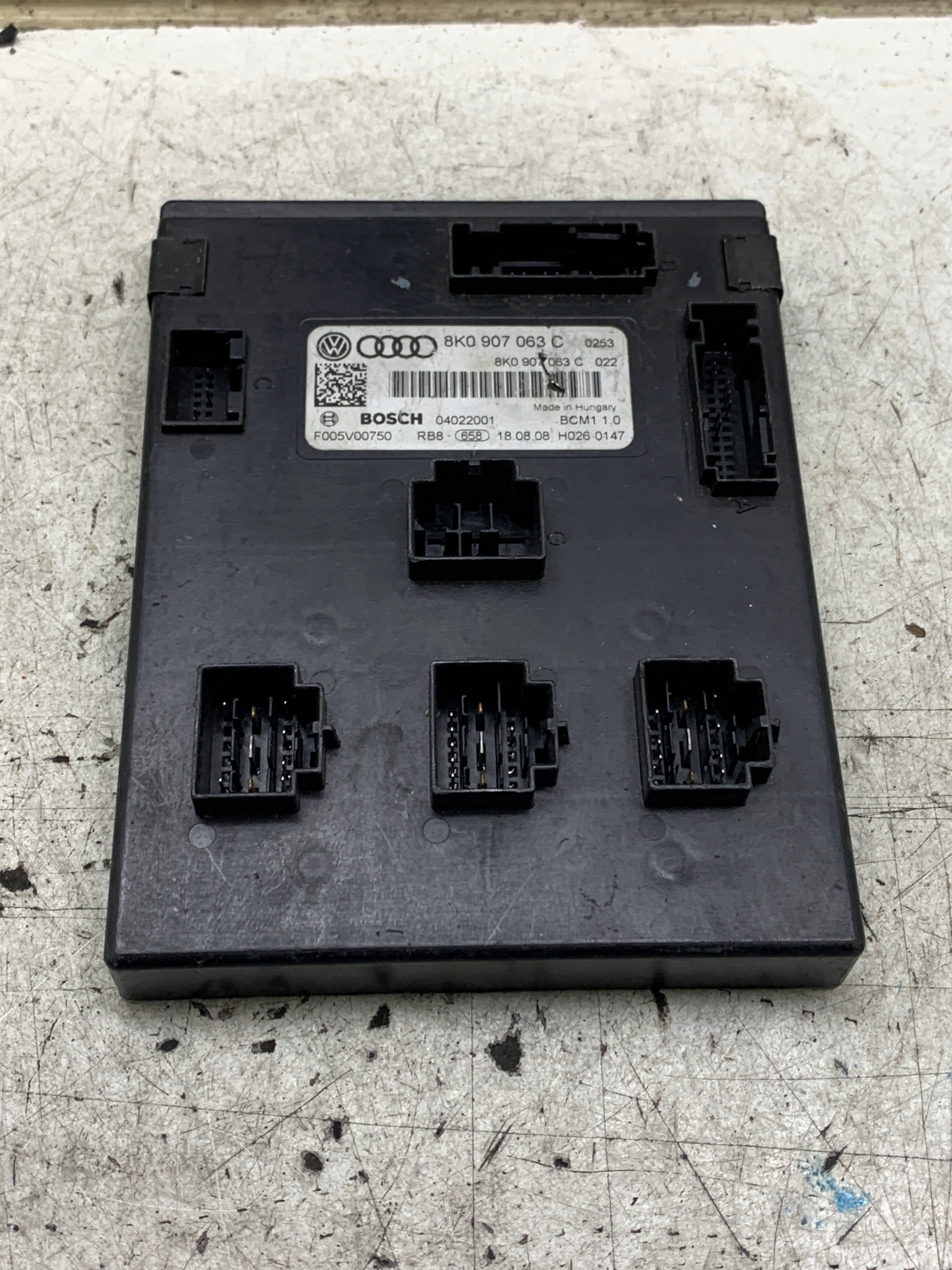 module control unit KOMFORTU 8K0907063C VW AUDI
