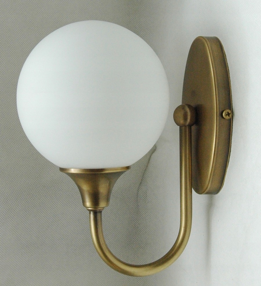 Mosadzné nástenné svietidlo, nástenná lampa z mosadze