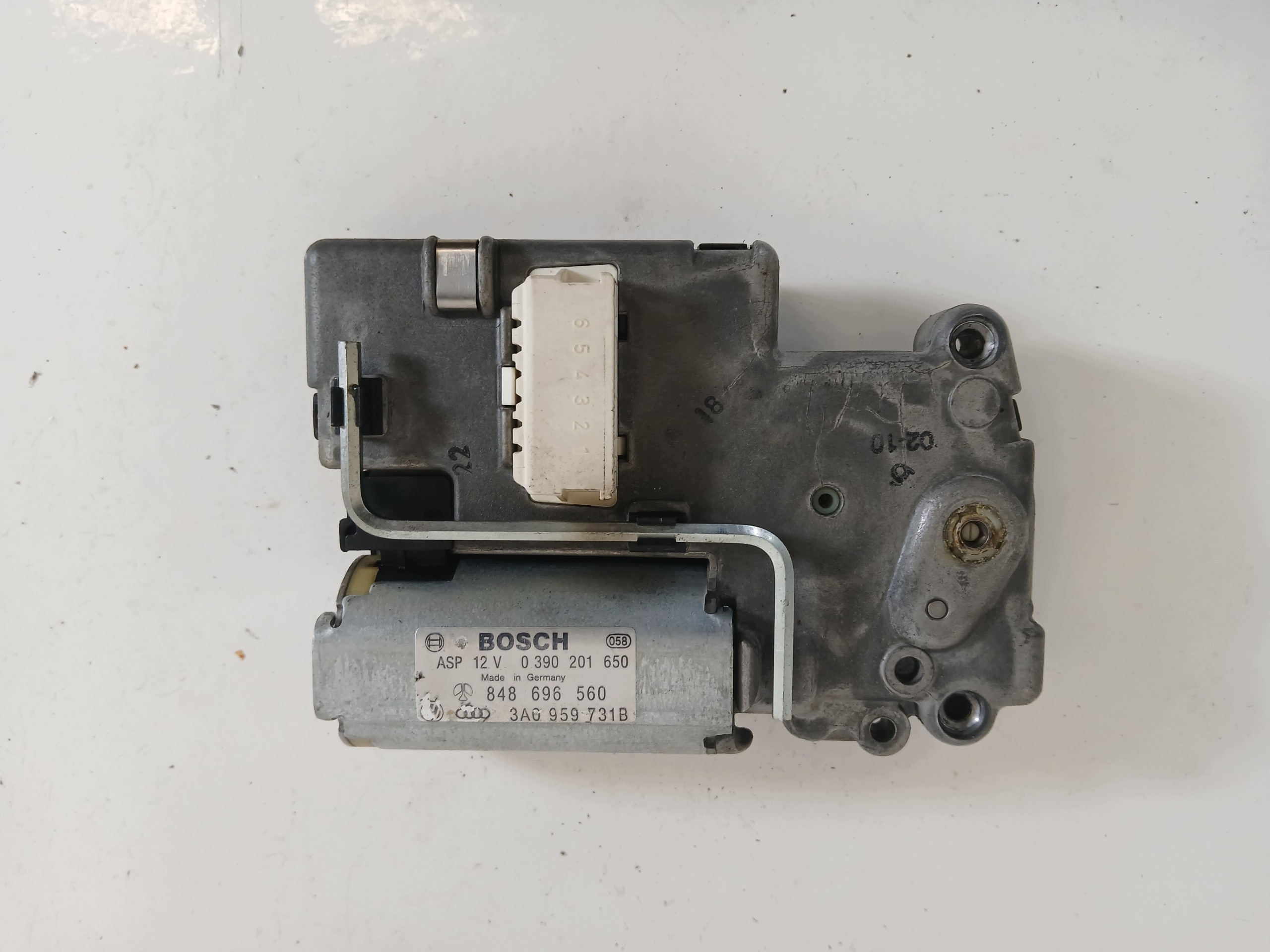 VW GOLF III VENTO Motor Schiebedach 3A0959731B