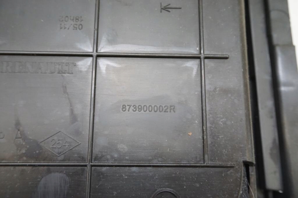 бардачок кресло renault oe 873900002R