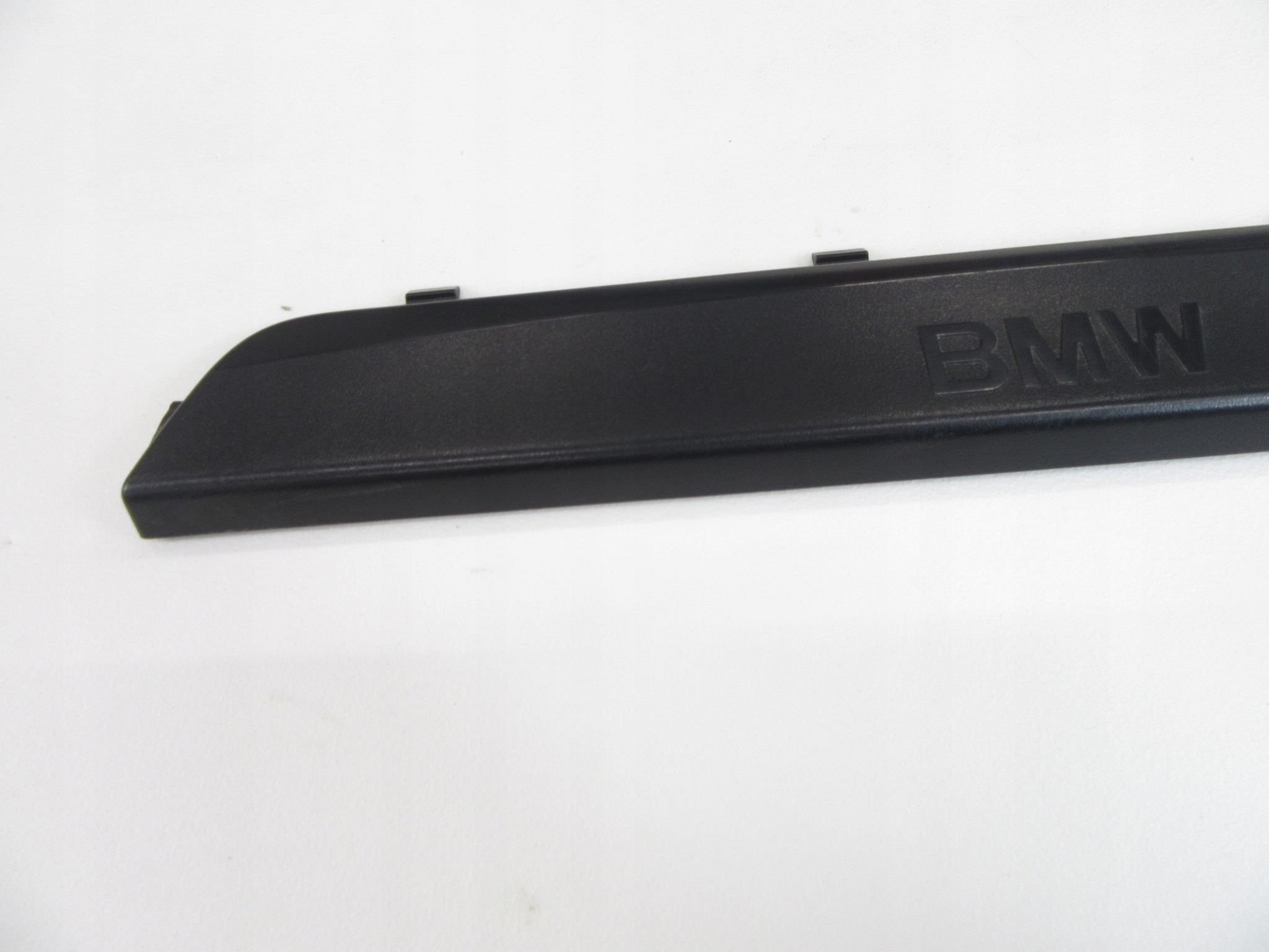 cover moulding cap of the threshold right front BMW e87