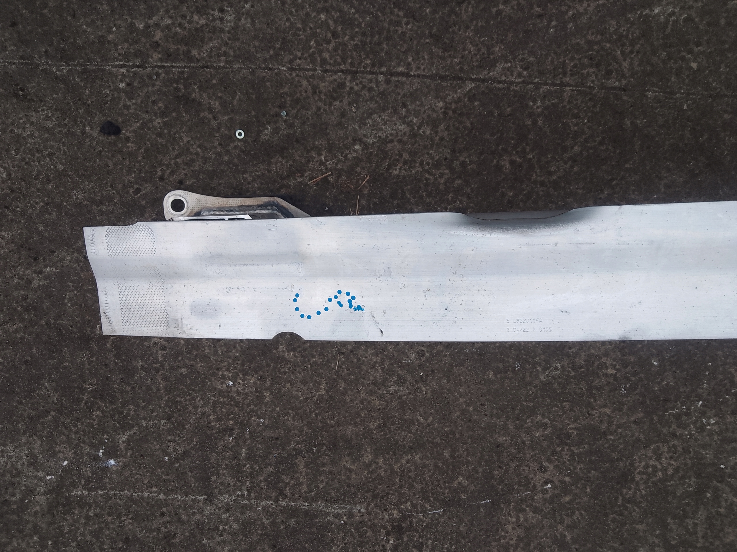 STOSSSTANGENTRÄGER HECK AUDI A6 C8 4K0807309