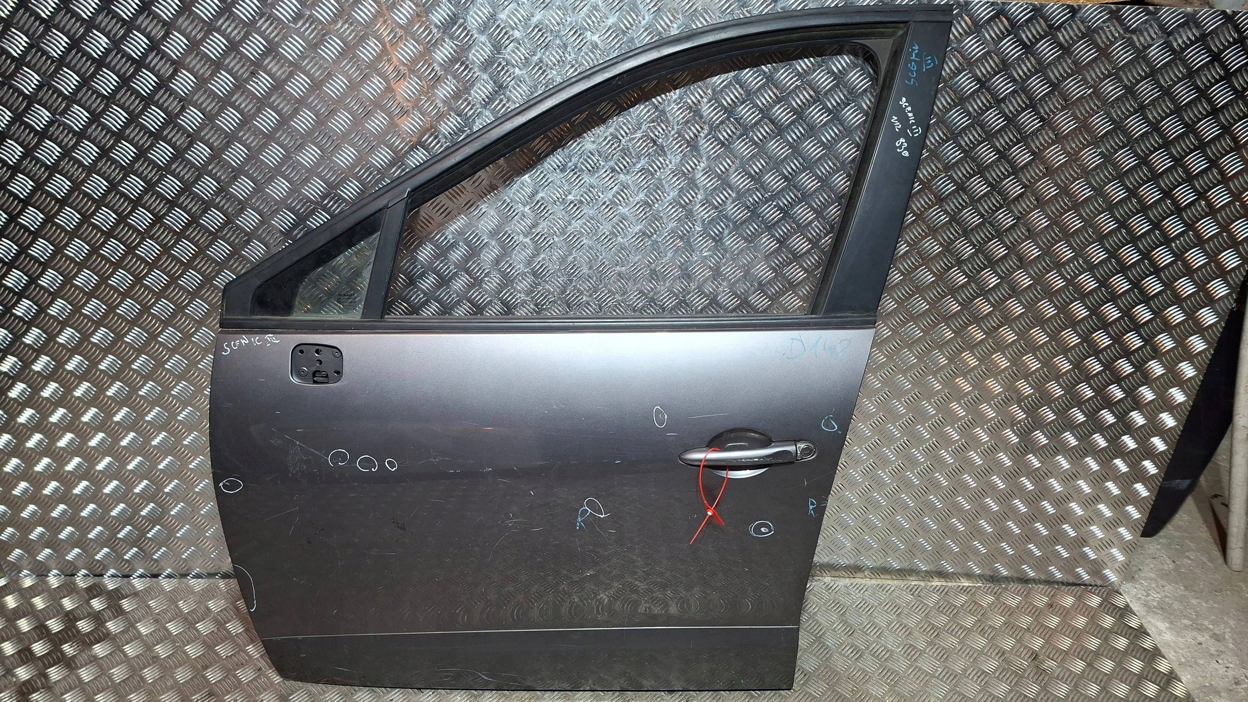 door left front RENAULT SCENIC III 2009