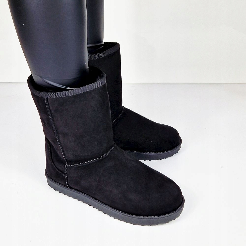 CZARNE ESKIMOSKI ŚNIEGOWCE EMU MUKLUKI BOTKI 38 Materiał zewnętrzny skóra ekologiczna