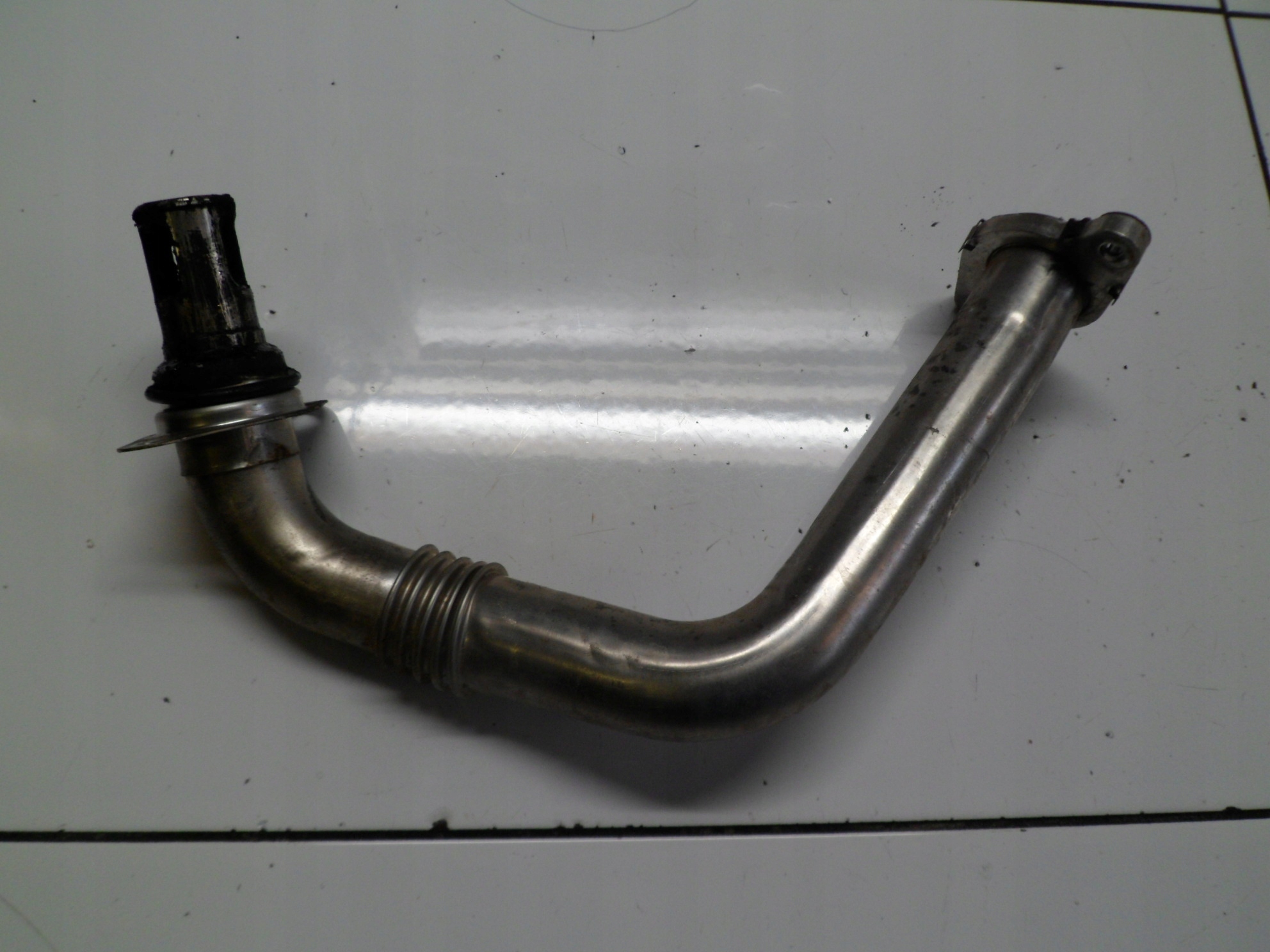 OPEL ZAFIRA B 2.0CDTI B20DTH hose EGR 55578258