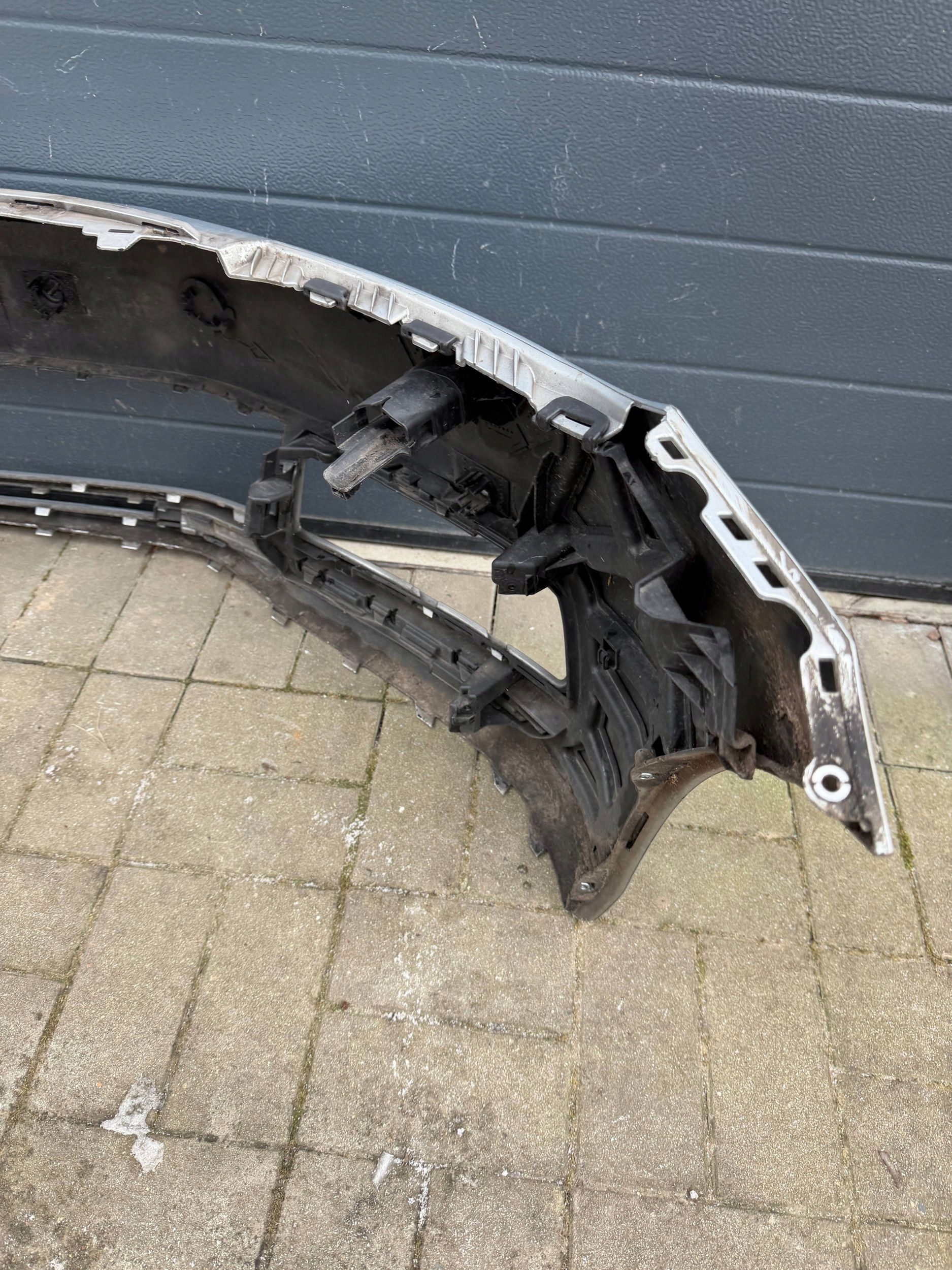 Vw Touran III 5ta Stoßstange vorne vorne