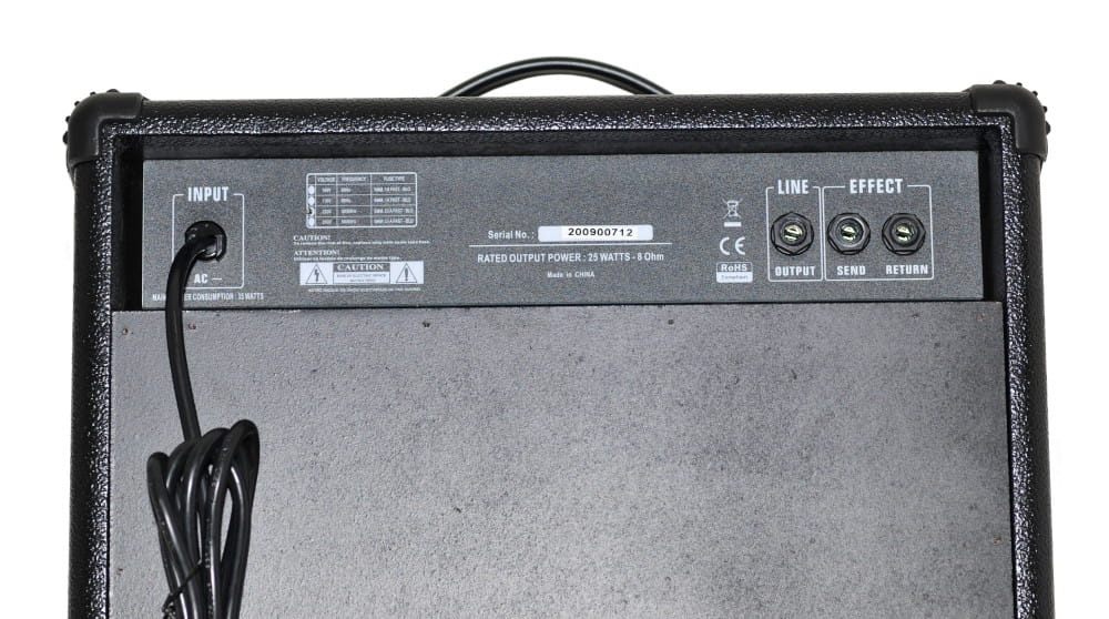 WZMACNIACZ DO GITARY BASOWEJ EVER PLAY 25B Rodzaj combo basowe