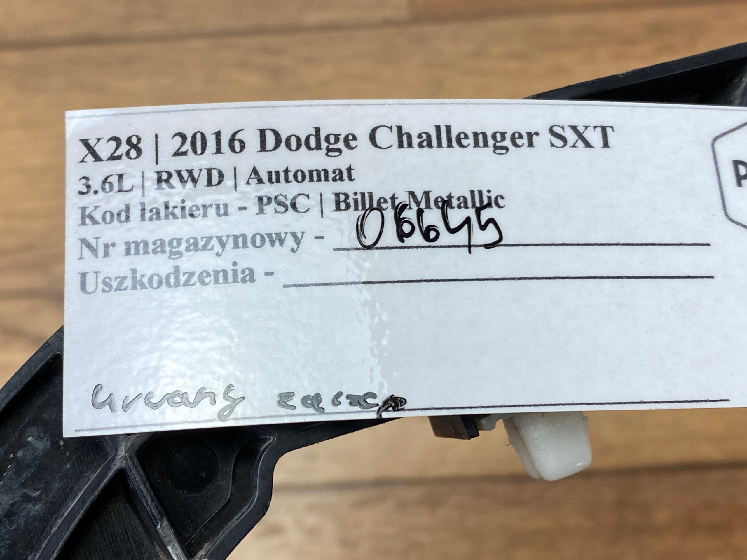 Support Support plaque Pare choc Dodge Challenger 2015+ USA