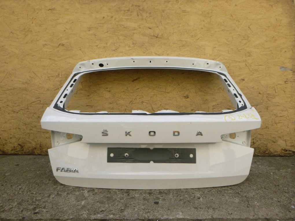 SKODA FABIA IV 4 6V 6VE 21- HECKKLAPPE