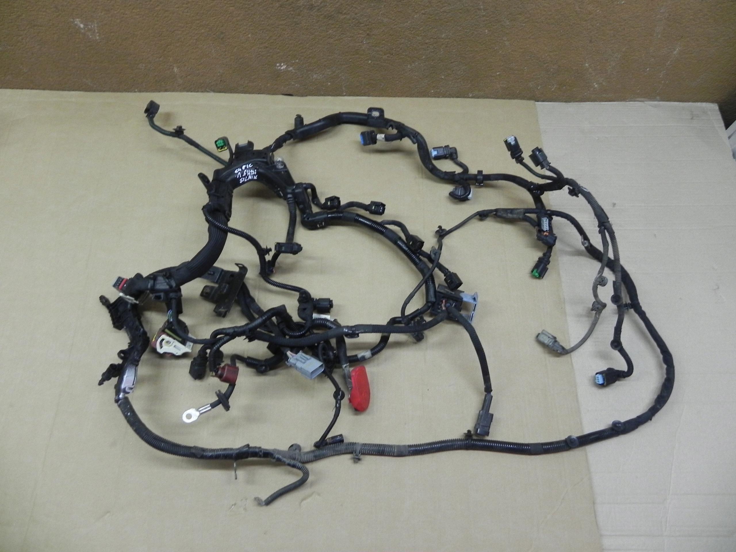 CITROEN C4 PICASSO II 1.6 E-HDI bundle motor wiring 9804154380
