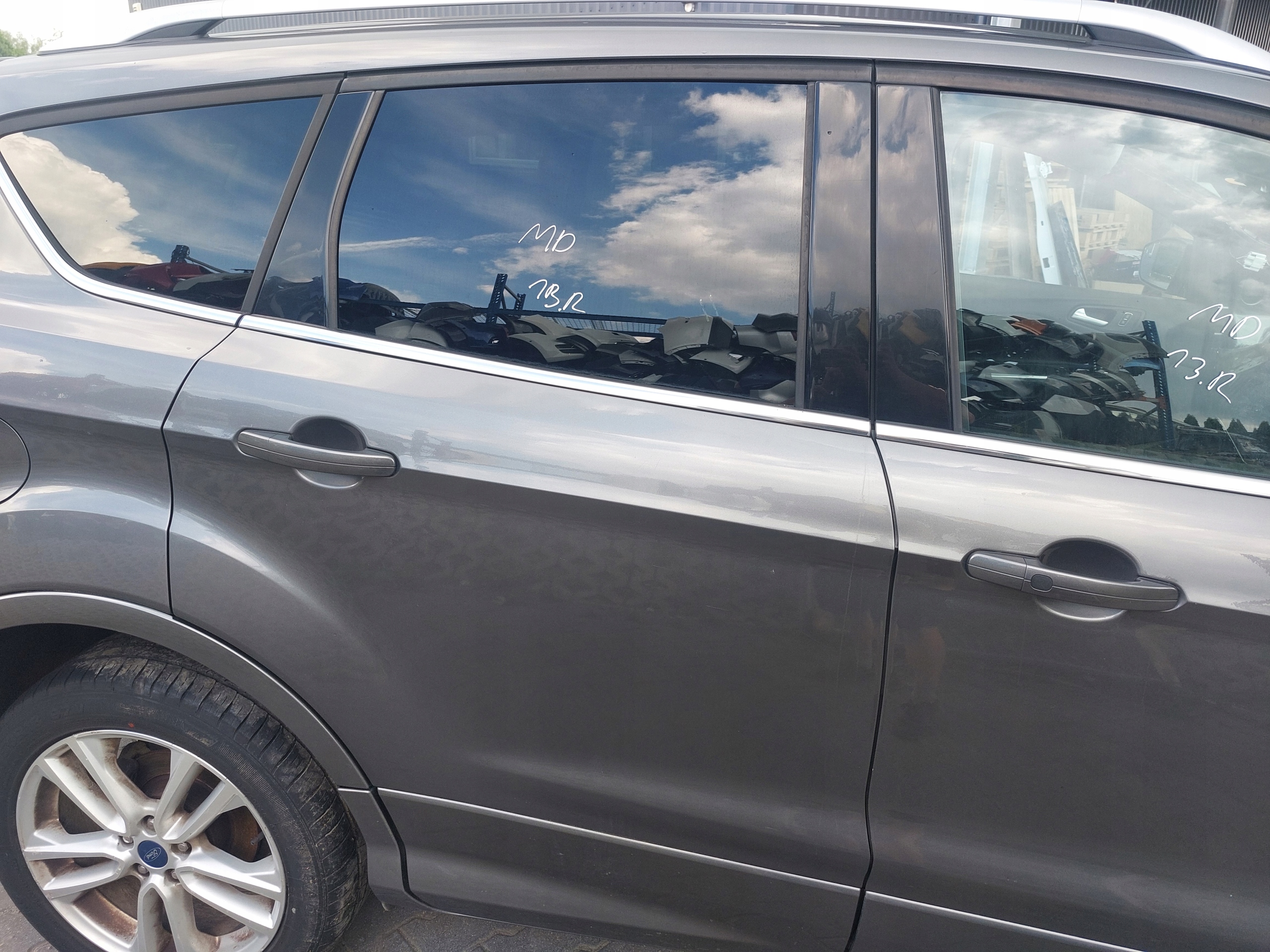 FORD KUGA MK2 13r> door right right front EUROPA colour MD